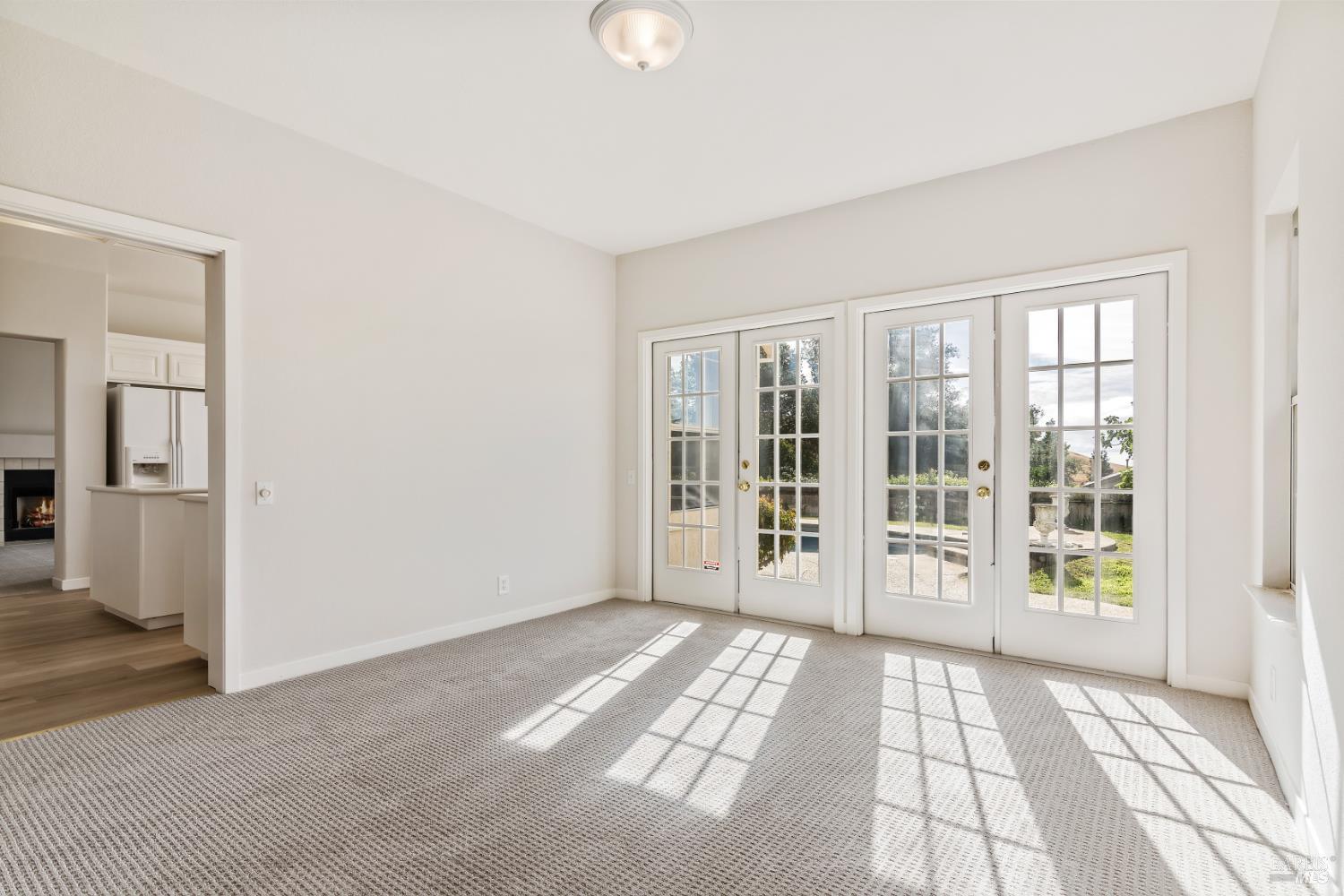 Detail Gallery Image 11 of 53 For 3235 Hilton Head Dr, Fairfield,  CA 94534 - 3 Beds | 2/1 Baths