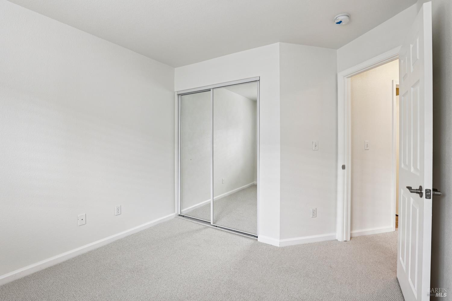 Detail Gallery Image 25 of 43 For 462 E E St, Benicia,  CA 94510 - 3 Beds | 2/1 Baths