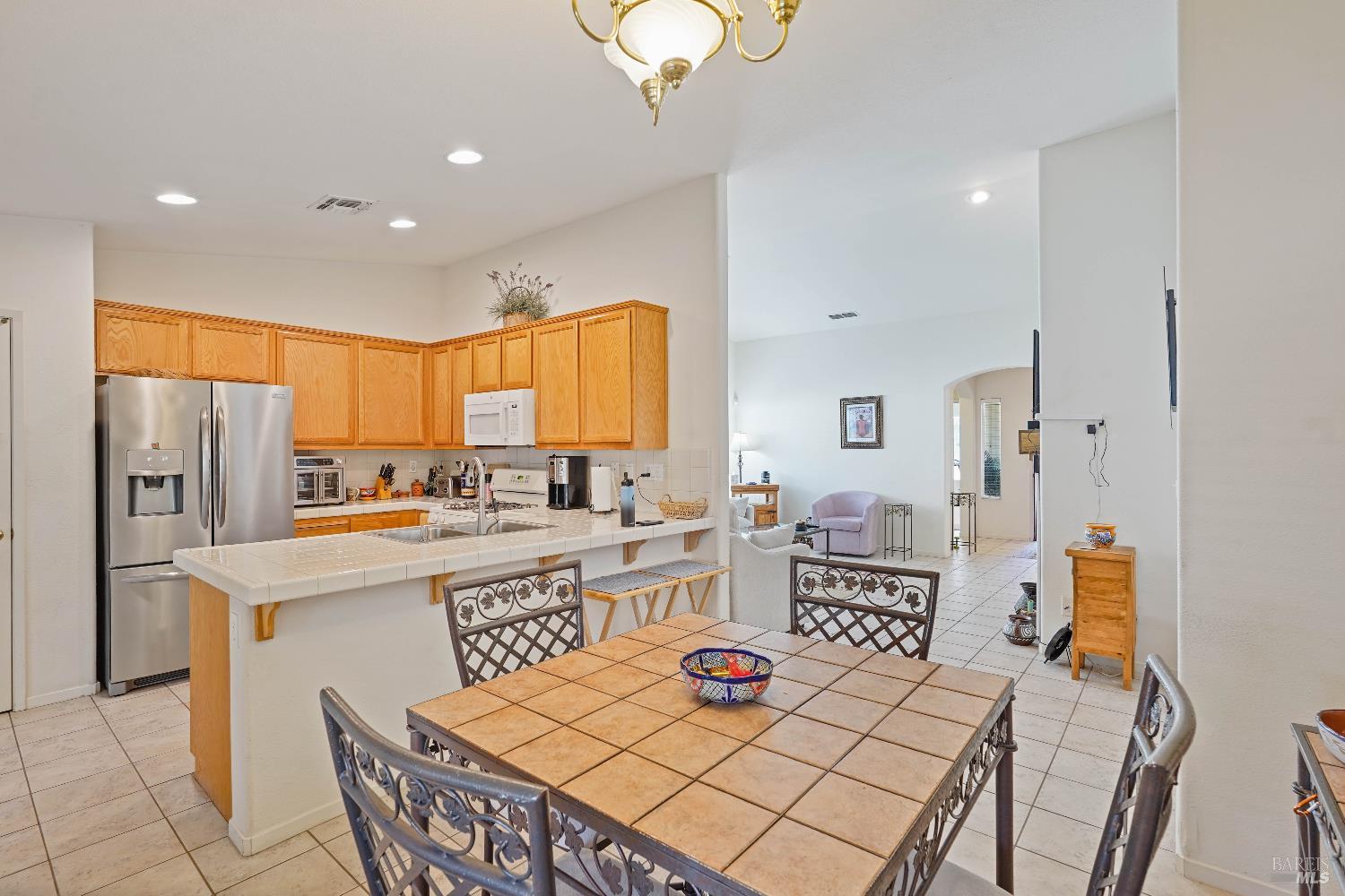 Detail Gallery Image 10 of 69 For 285 Sage Meadows Dr, Rio Vista,  CA 94571 - 3 Beds | 2 Baths