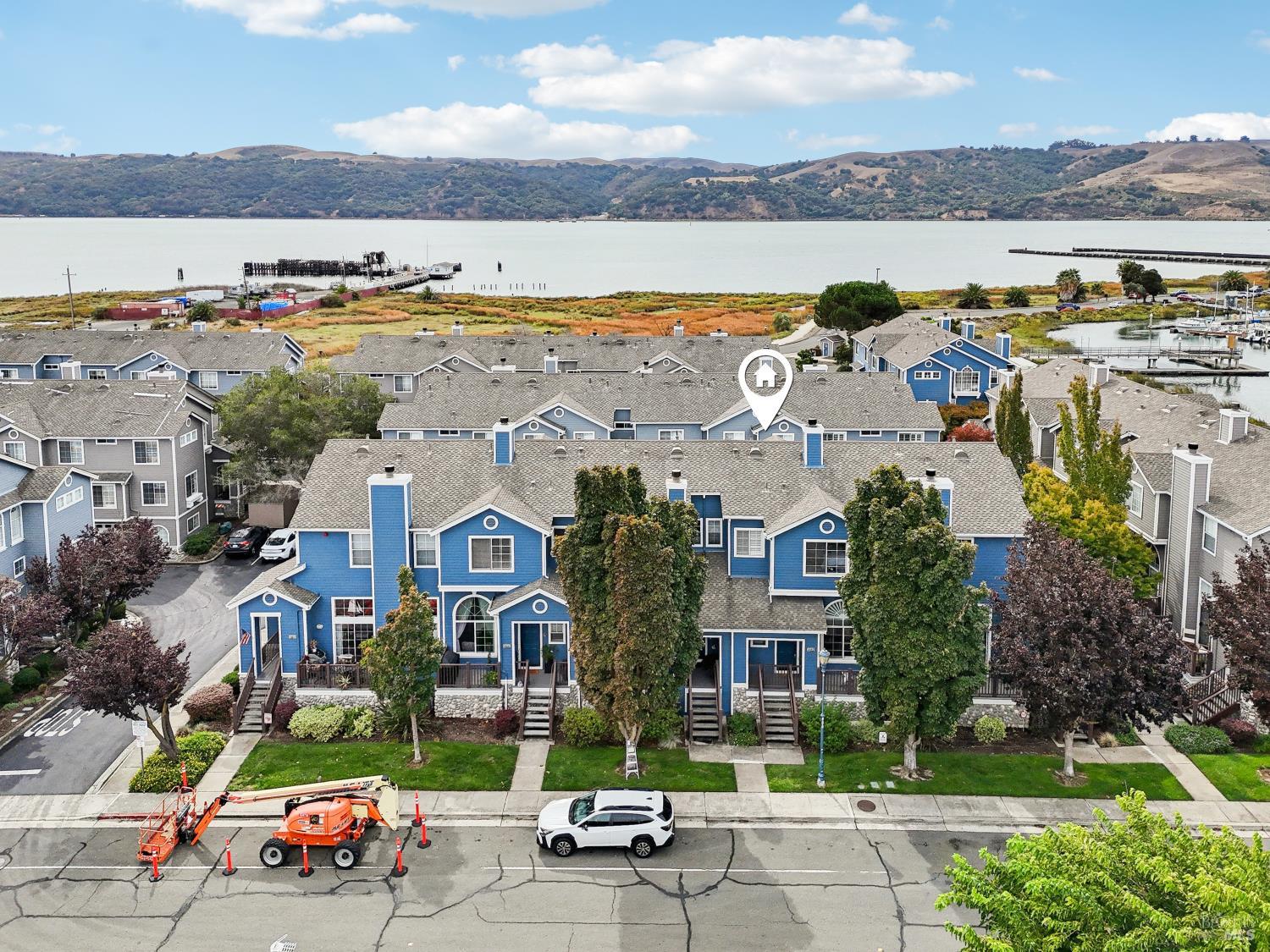 Detail Gallery Image 31 of 43 For 462 E E St, Benicia,  CA 94510 - 3 Beds | 2/1 Baths