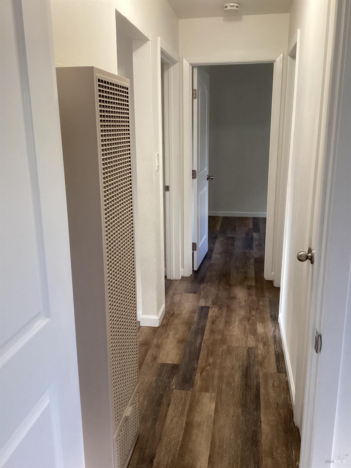 Detail Gallery Image 8 of 25 For 4356 Dale Dr, Napa,  CA 94558 - 3 Beds | 1 Baths