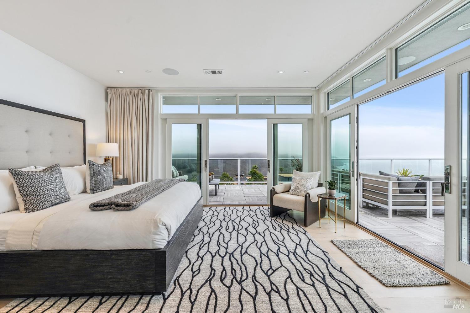 Detail Gallery Image 18 of 43 For 36 Starbuck Dr, Muir Beach,  CA 94965 - 3 Beds | 4 Baths