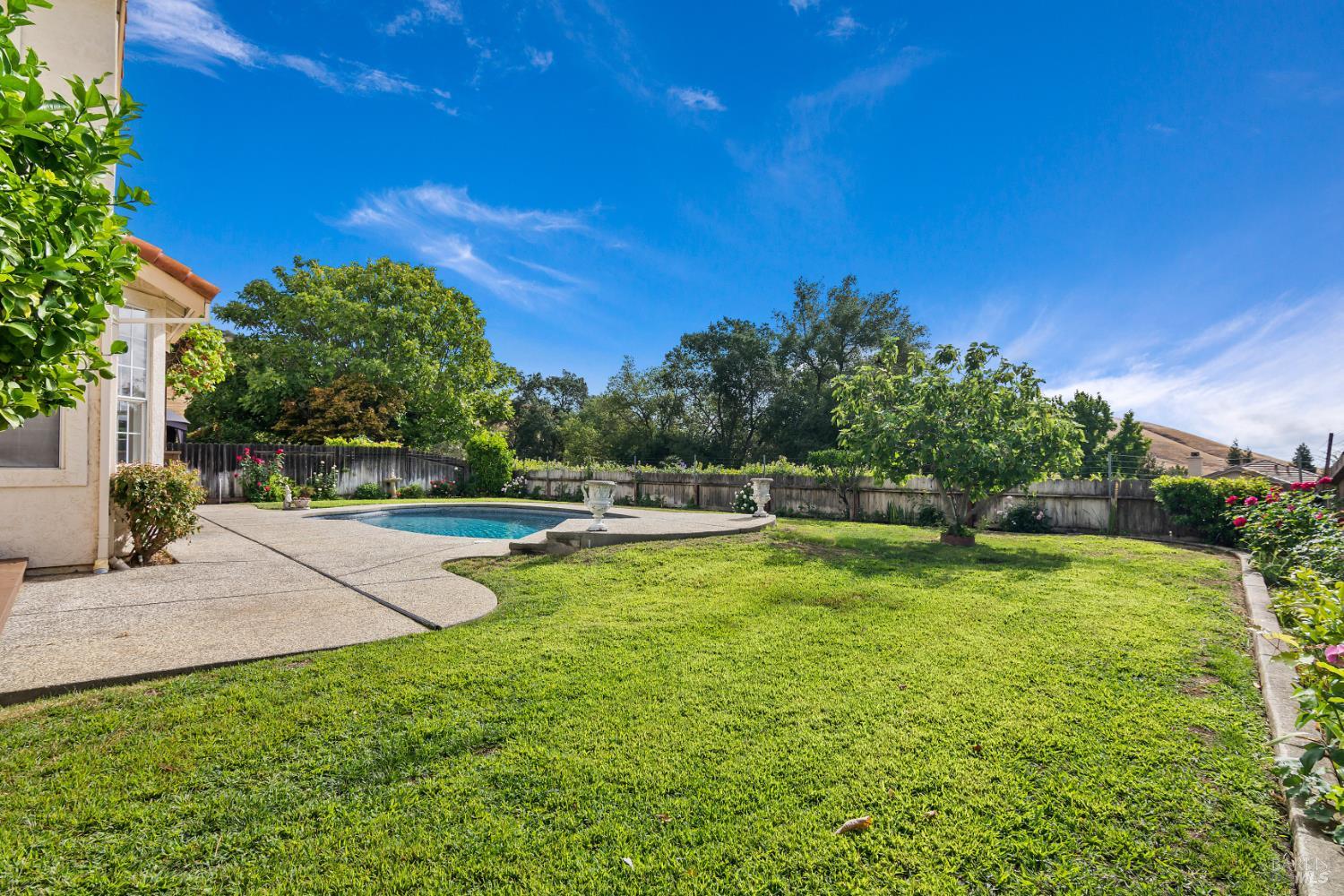 Detail Gallery Image 39 of 53 For 3235 Hilton Head Dr, Fairfield,  CA 94534 - 3 Beds | 2/1 Baths