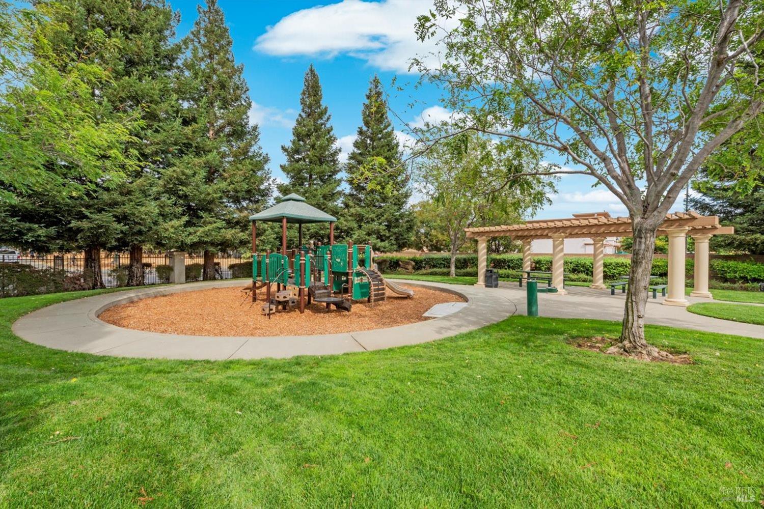 Detail Gallery Image 64 of 72 For 325 Gabiano Ct, Vacaville,  CA 95687 - 3 Beds | 2/1 Baths