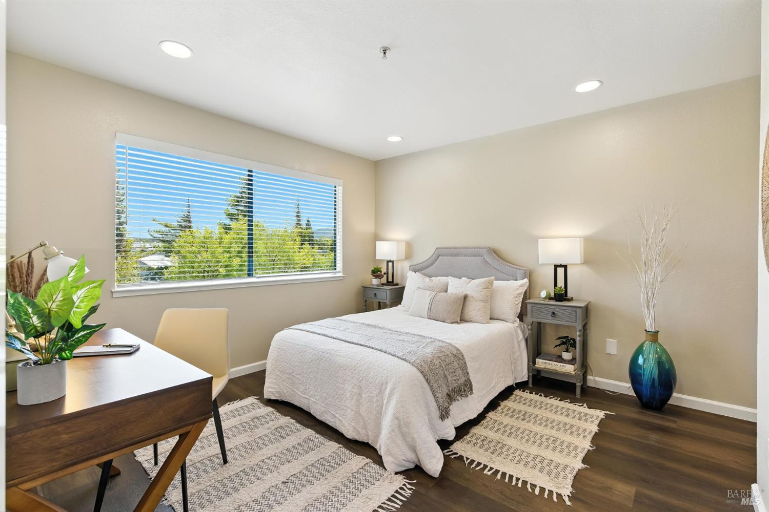 Detail Gallery Image 13 of 23 For 213 Mariner Way, Novato,  CA 94945 - 1 Beds | 1 Baths