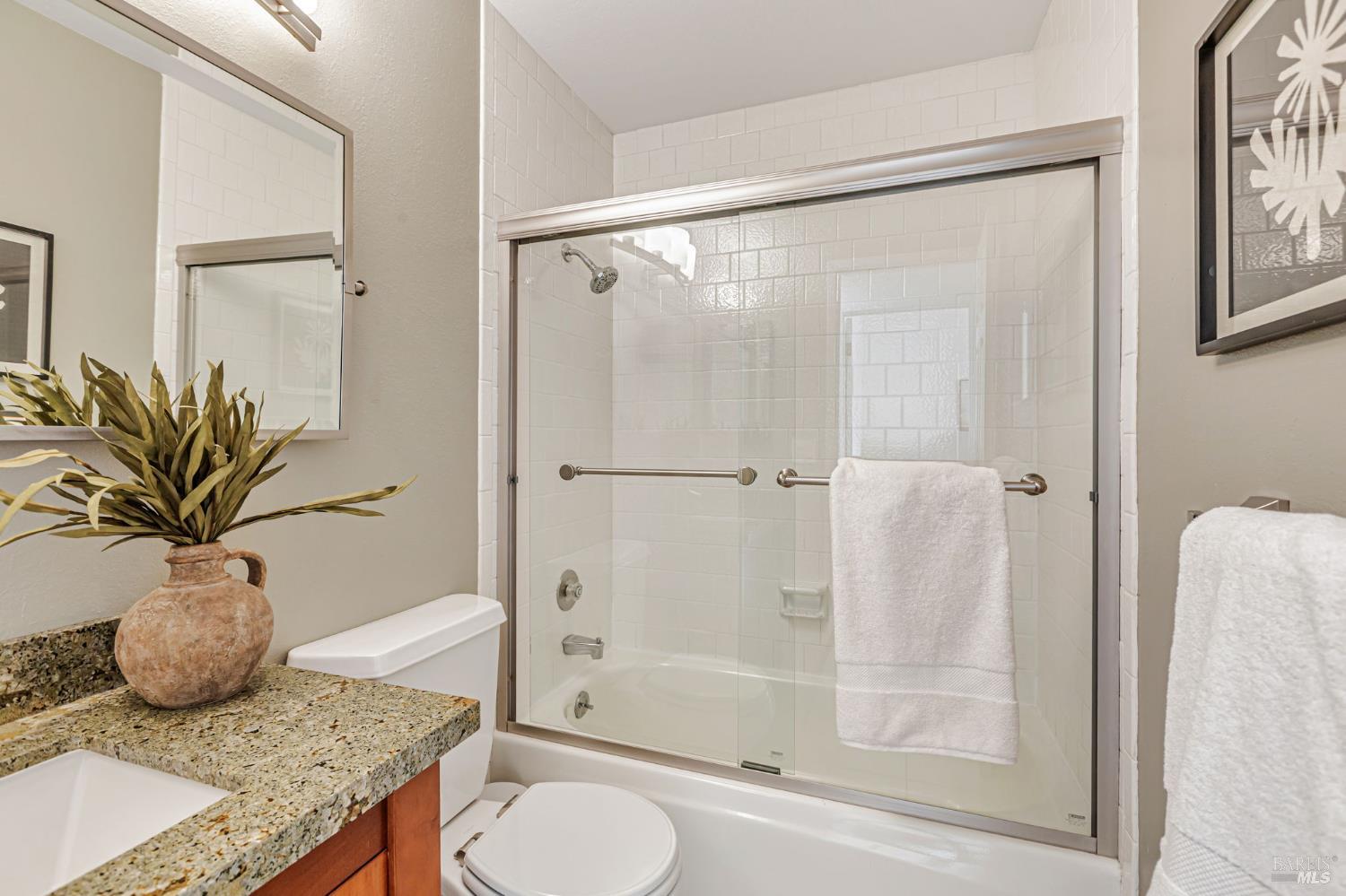 Detail Gallery Image 29 of 45 For 3 Frost Ct, Mill Valley,  CA 94941 - 3 Beds | 2/1 Baths