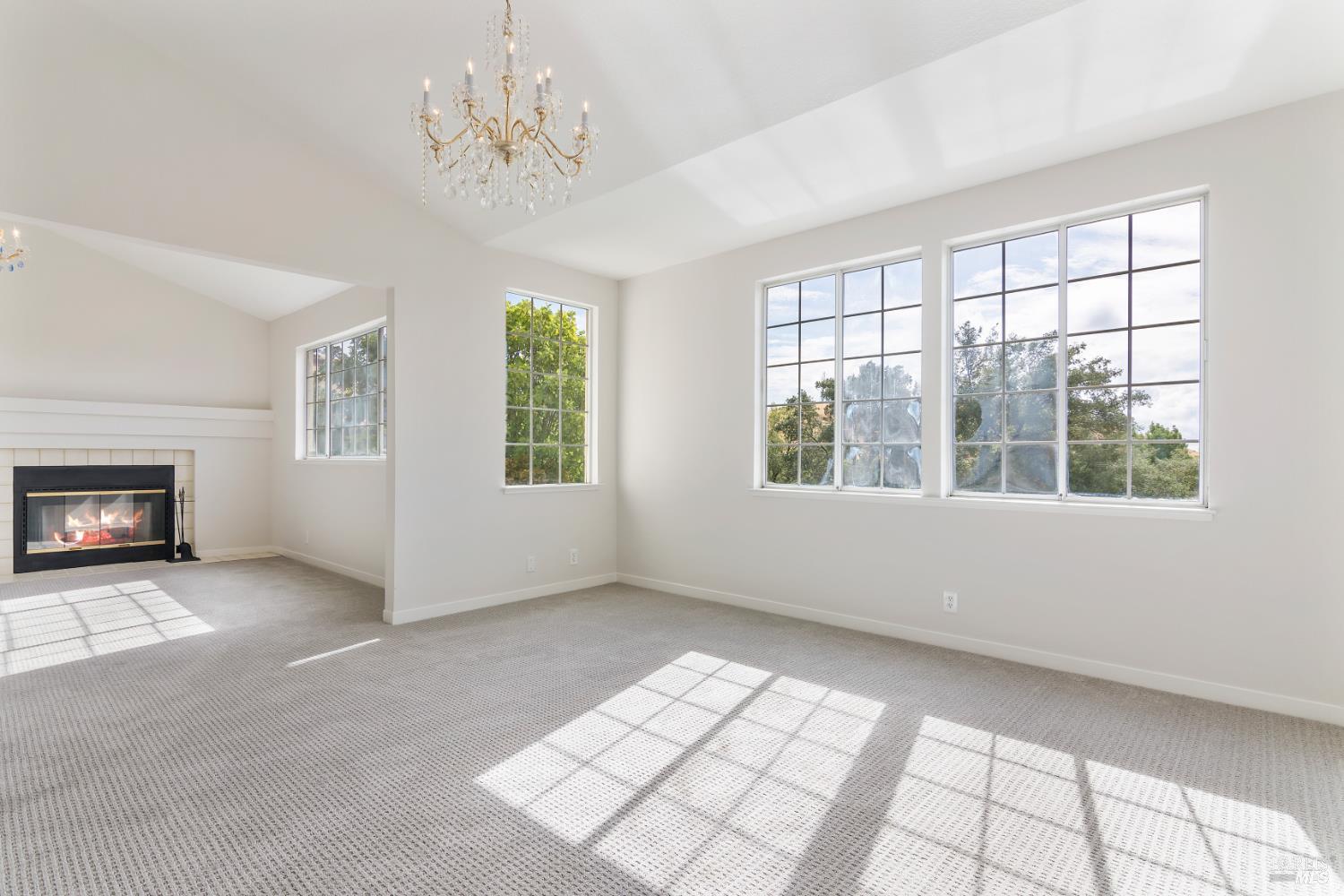 Detail Gallery Image 27 of 53 For 3235 Hilton Head Dr, Fairfield,  CA 94534 - 3 Beds | 2/1 Baths