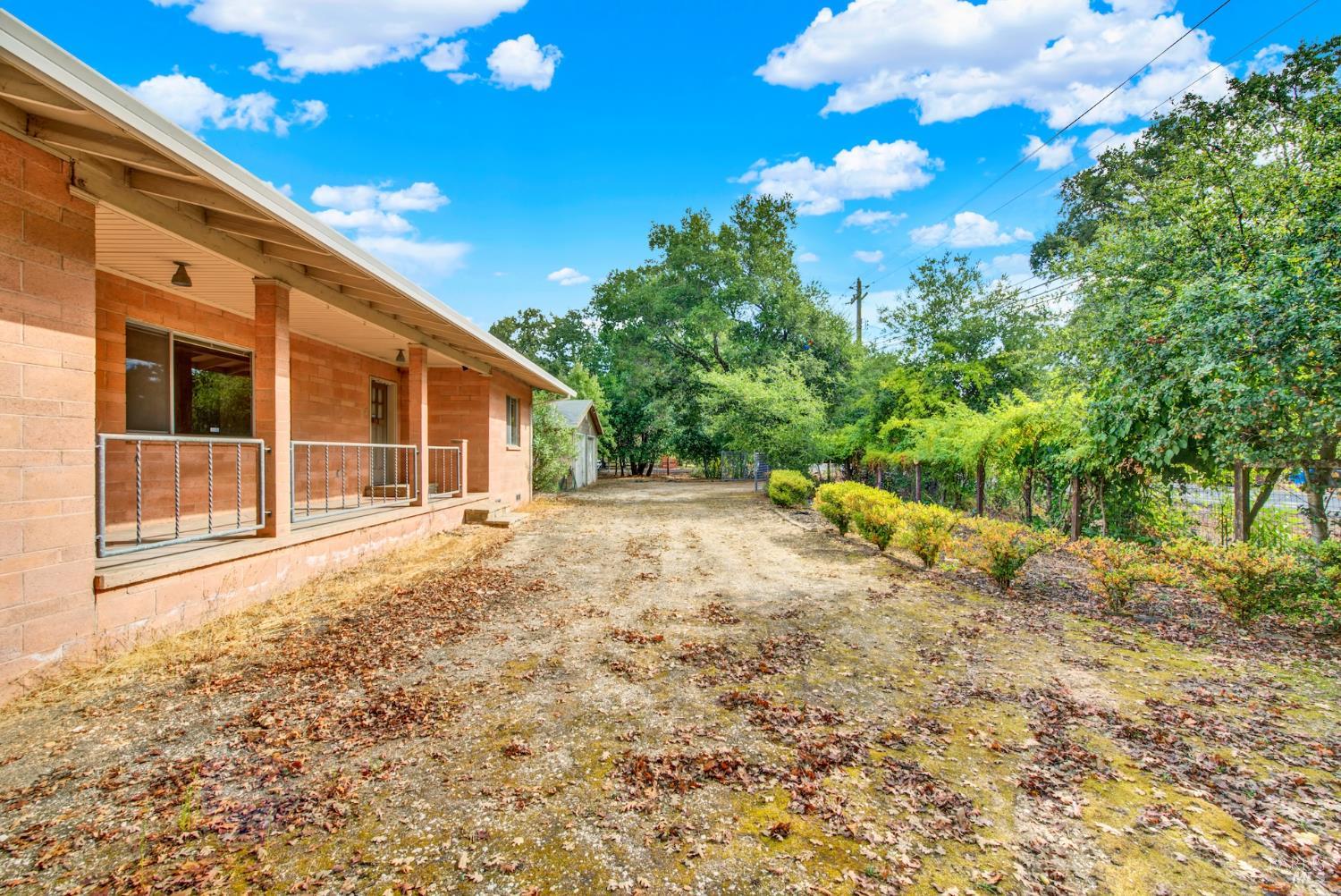 Detail Gallery Image 6 of 73 For 677 Petaluma Ave, Sonoma,  CA 95476 - 2 Beds | 1 Baths