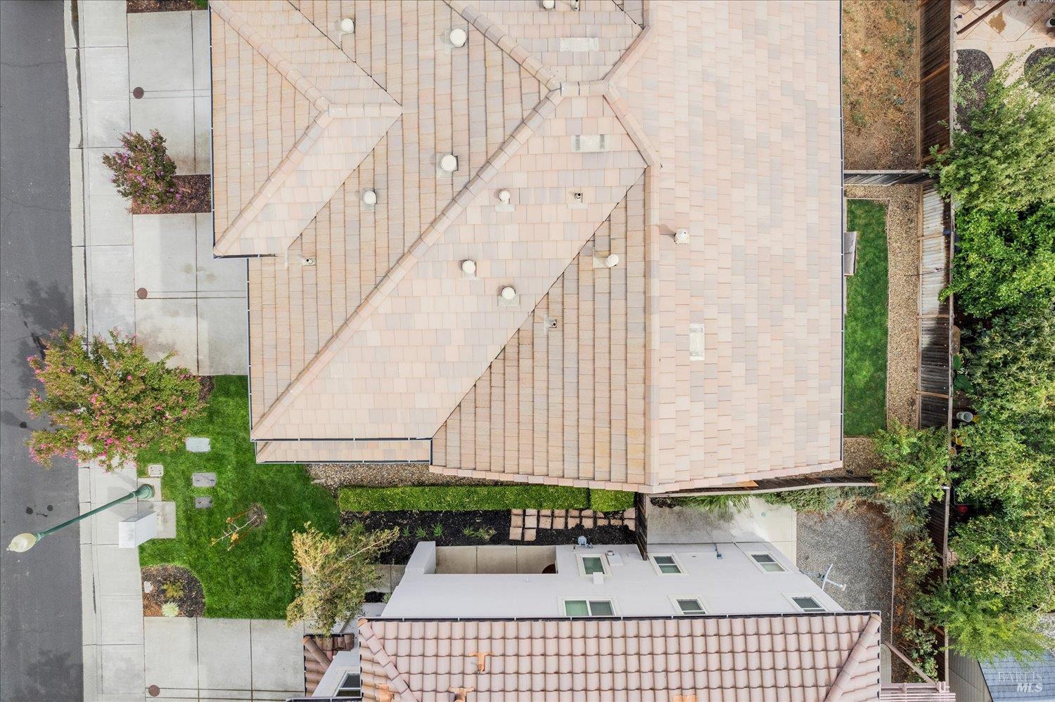 Detail Gallery Image 62 of 72 For 325 Gabiano Ct, Vacaville,  CA 95687 - 3 Beds | 2/1 Baths