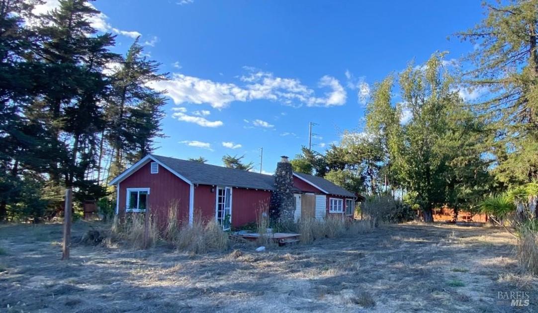 Detail Gallery Image 2 of 4 For 520 E Railroad Ave, Cotati,  CA 94931 - 2 Beds | 1 Baths