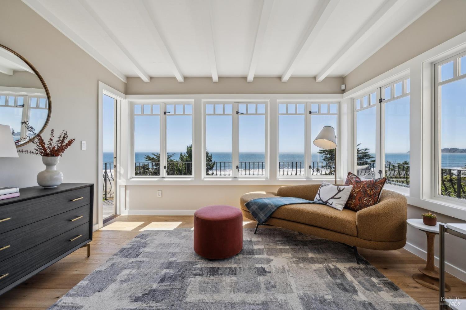 Detail Gallery Image 29 of 76 For 3275 Shoreline Hwy, Stinson Beach,  CA 94970 - 5 Beds | 4 Baths