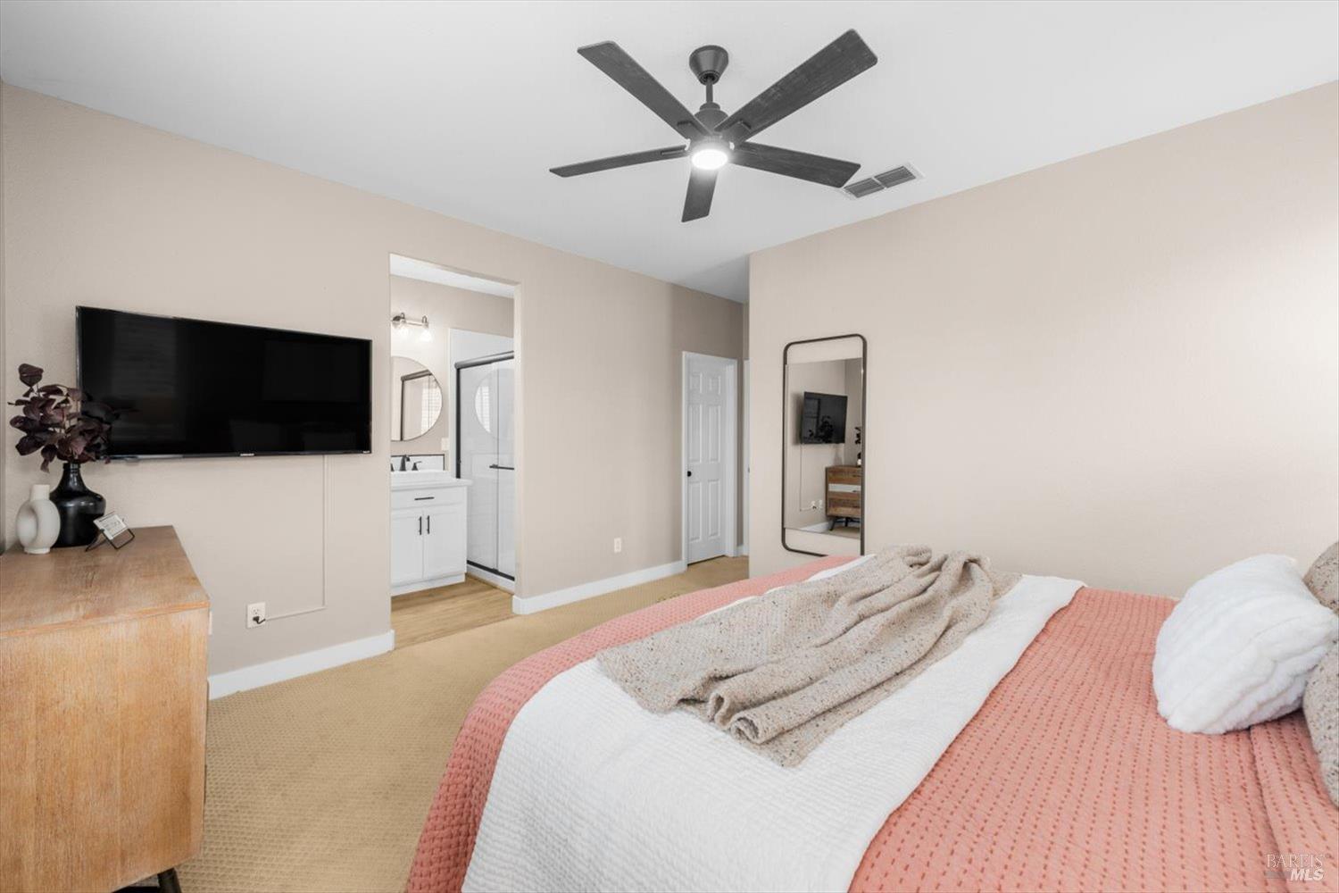 Detail Gallery Image 30 of 72 For 325 Gabiano Ct, Vacaville,  CA 95687 - 3 Beds | 2/1 Baths