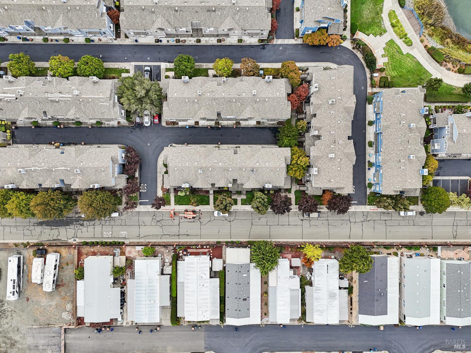 Detail Gallery Image 34 of 43 For 462 E E St, Benicia,  CA 94510 - 3 Beds | 2/1 Baths