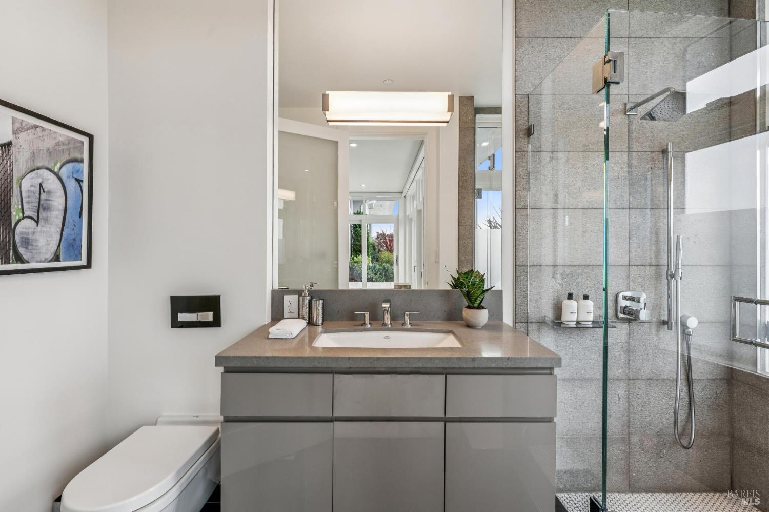 Detail Gallery Image 31 of 43 For 36 Starbuck Dr, Muir Beach,  CA 94965 - 3 Beds | 4 Baths