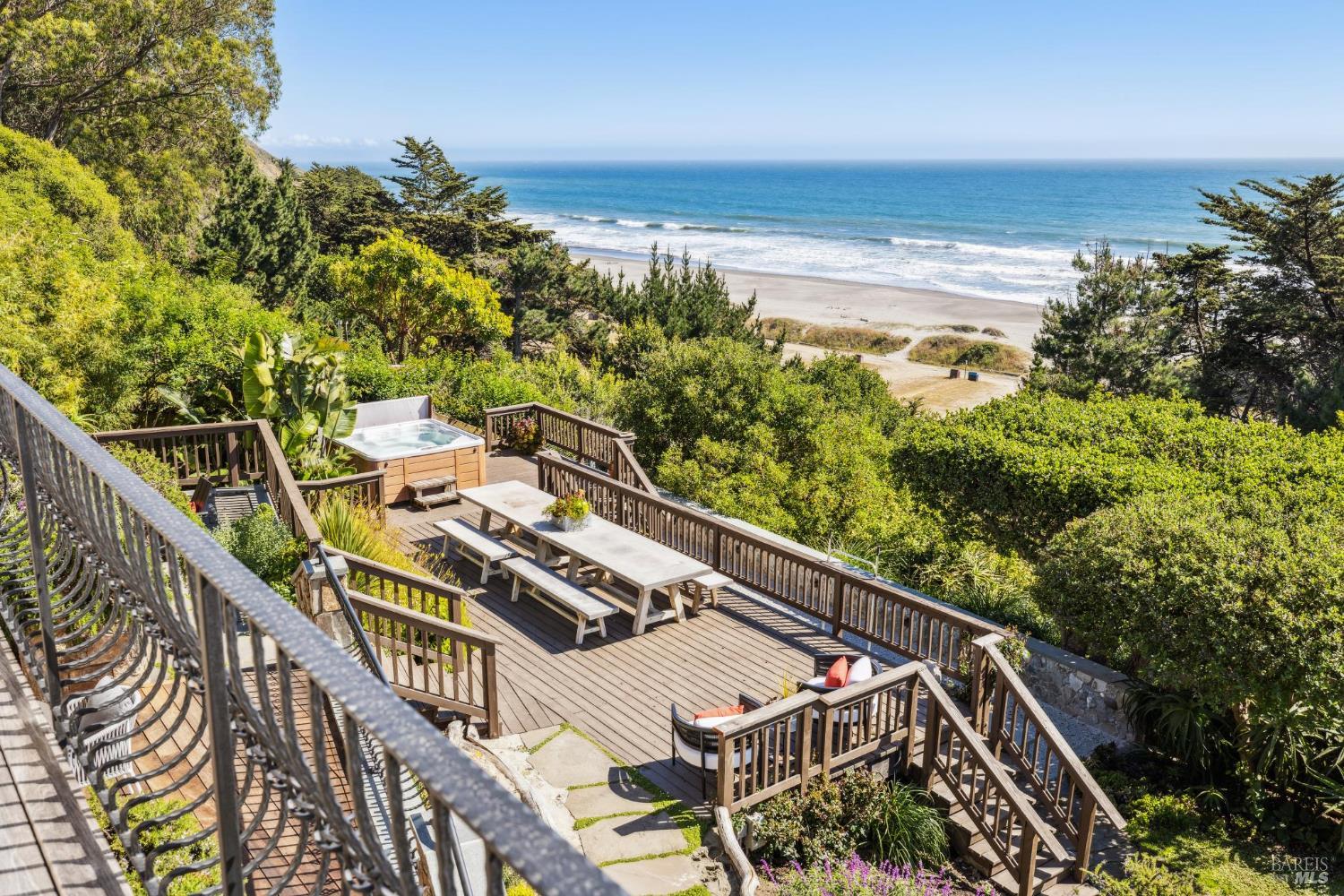 Detail Gallery Image 73 of 76 For 3275 Shoreline Hwy, Stinson Beach,  CA 94970 - 5 Beds | 4 Baths