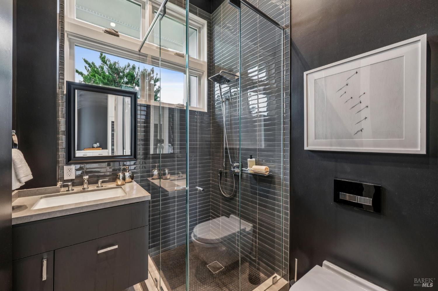 Detail Gallery Image 35 of 43 For 36 Starbuck Dr, Muir Beach,  CA 94965 - 3 Beds | 4 Baths