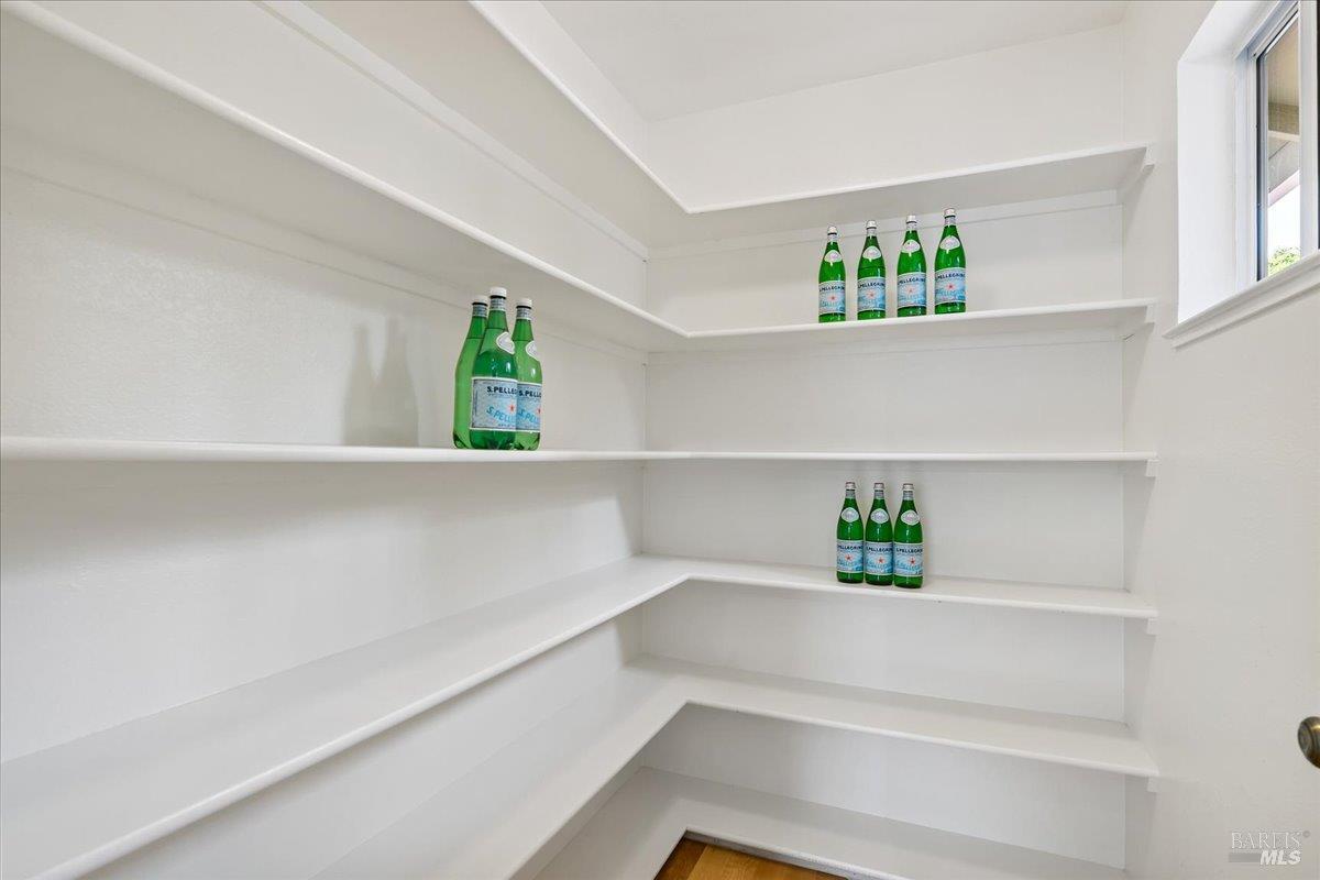 Detail Gallery Image 18 of 44 For 375 E O St, Benicia,  CA 94510 - 3 Beds | 2 Baths