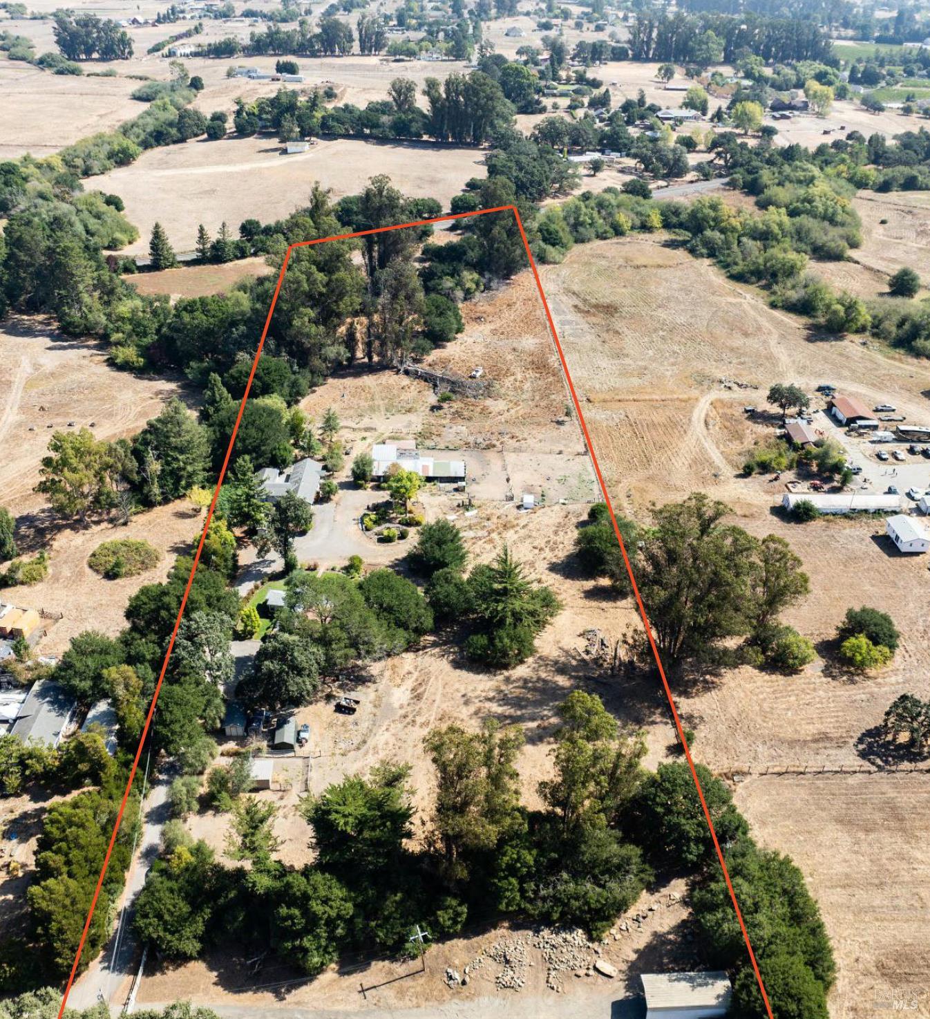 Detail Gallery Image 57 of 63 For 9760 Willow Ave, Cotati,  CA 94931 - 6 Beds | 4 Baths