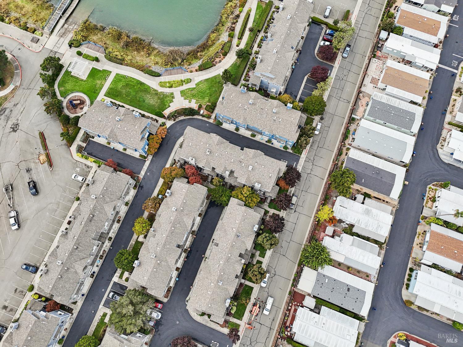 Detail Gallery Image 35 of 43 For 462 E E St, Benicia,  CA 94510 - 3 Beds | 2/1 Baths