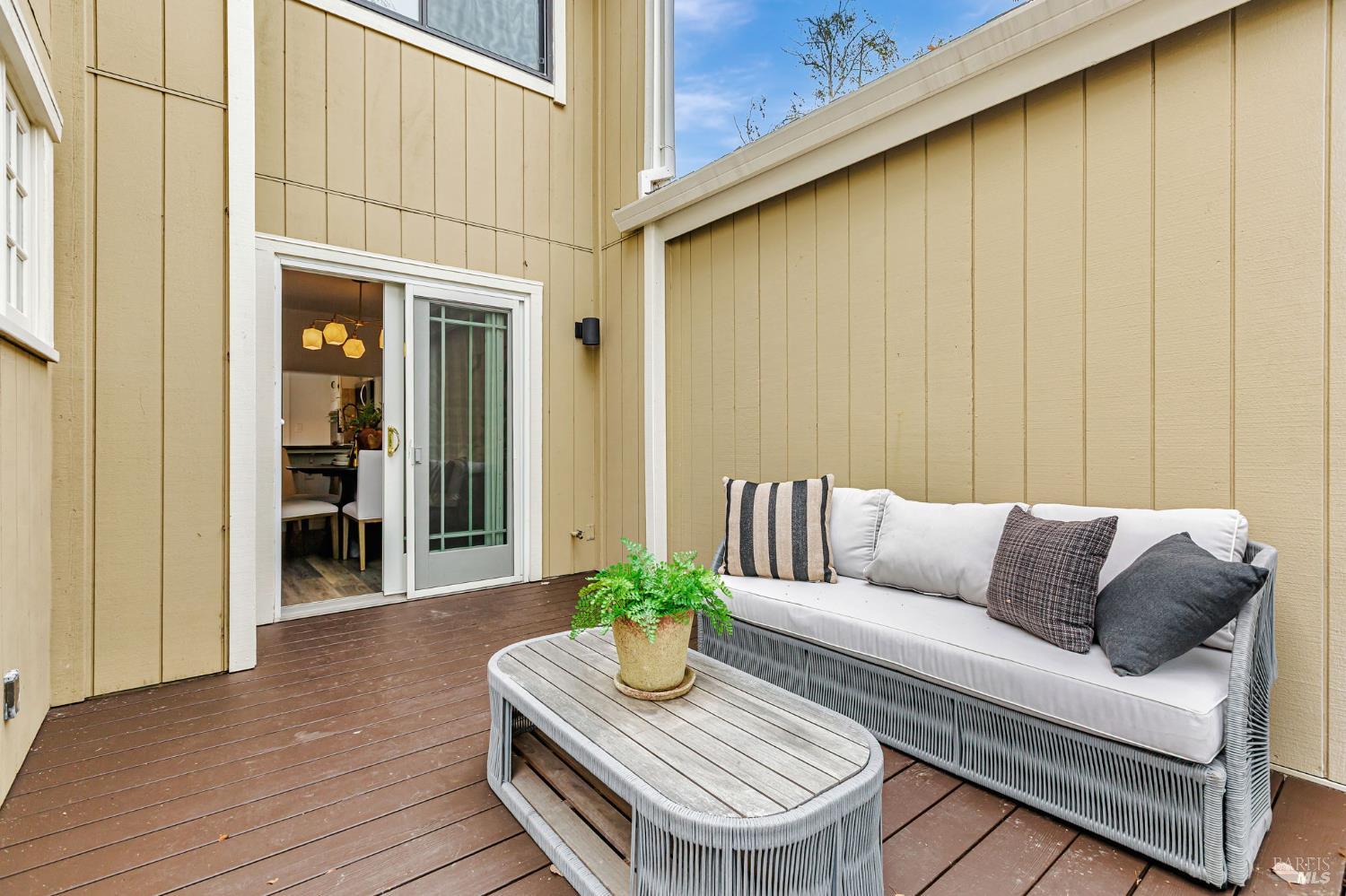Detail Gallery Image 36 of 45 For 3 Frost Ct, Mill Valley,  CA 94941 - 3 Beds | 2/1 Baths