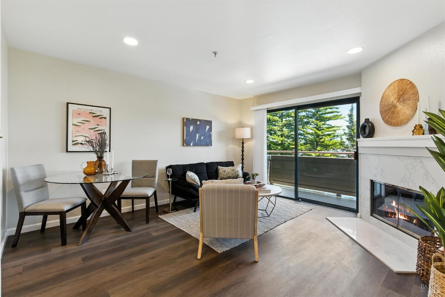 Detail Gallery Image 6 of 23 For 213 Mariner Way, Novato,  CA 94945 - 1 Beds | 1 Baths