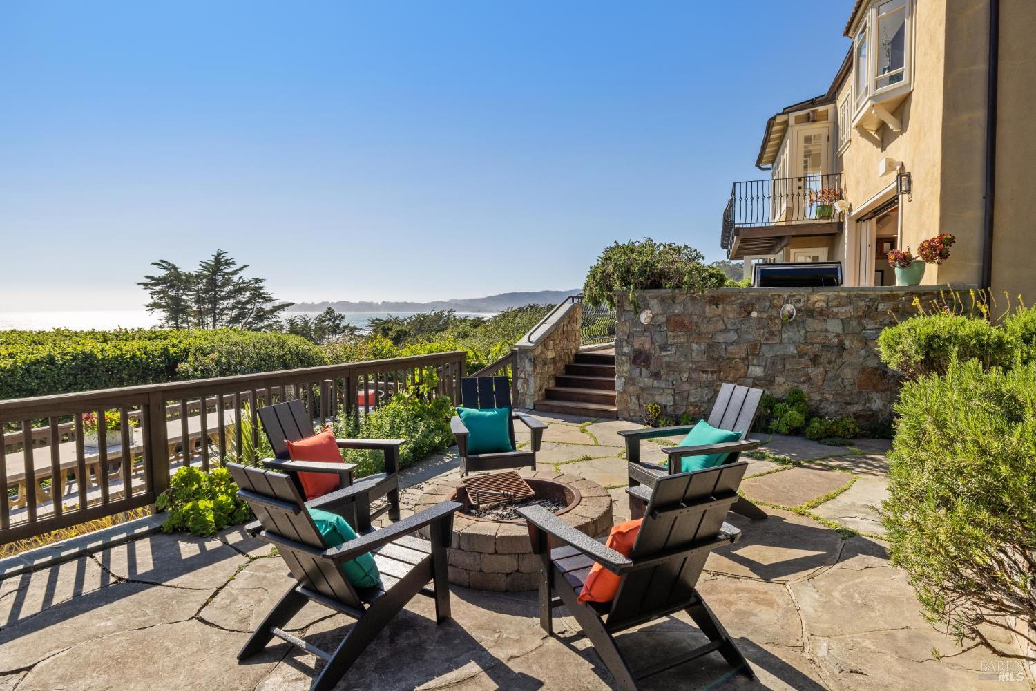 Detail Gallery Image 68 of 76 For 3275 Shoreline Hwy, Stinson Beach,  CA 94970 - 5 Beds | 4 Baths