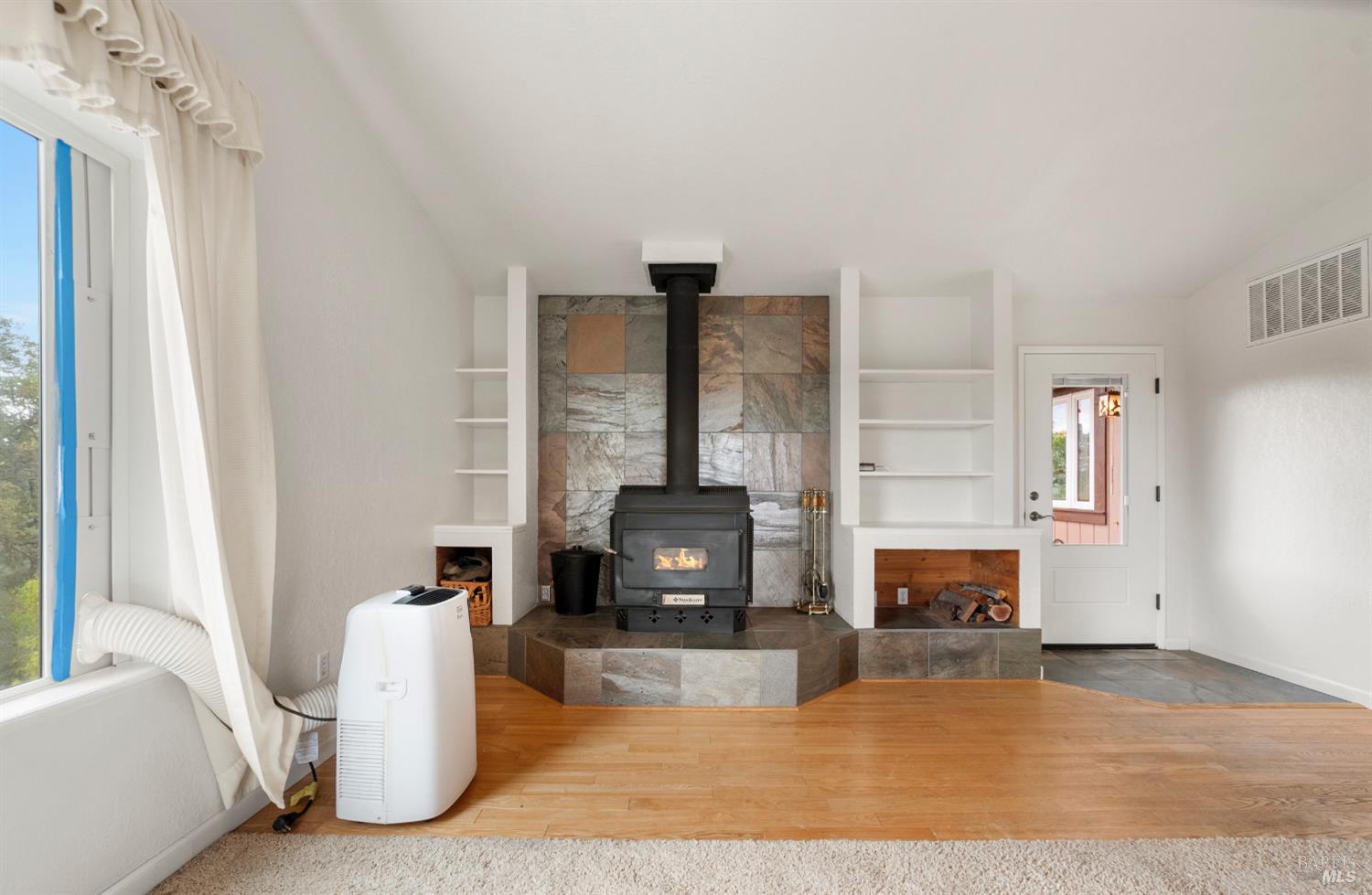 Detail Gallery Image 23 of 66 For 6 Blackwood Ct, Napa,  CA 94558 - 3 Beds | 2 Baths