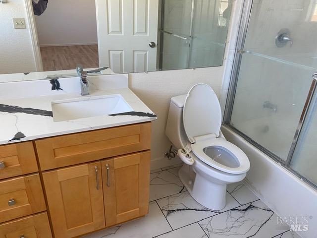 Detail Gallery Image 5 of 21 For 953 Mccoy Creek Cir, Suisun City,  CA 94585 - 4 Beds | 2/1 Baths