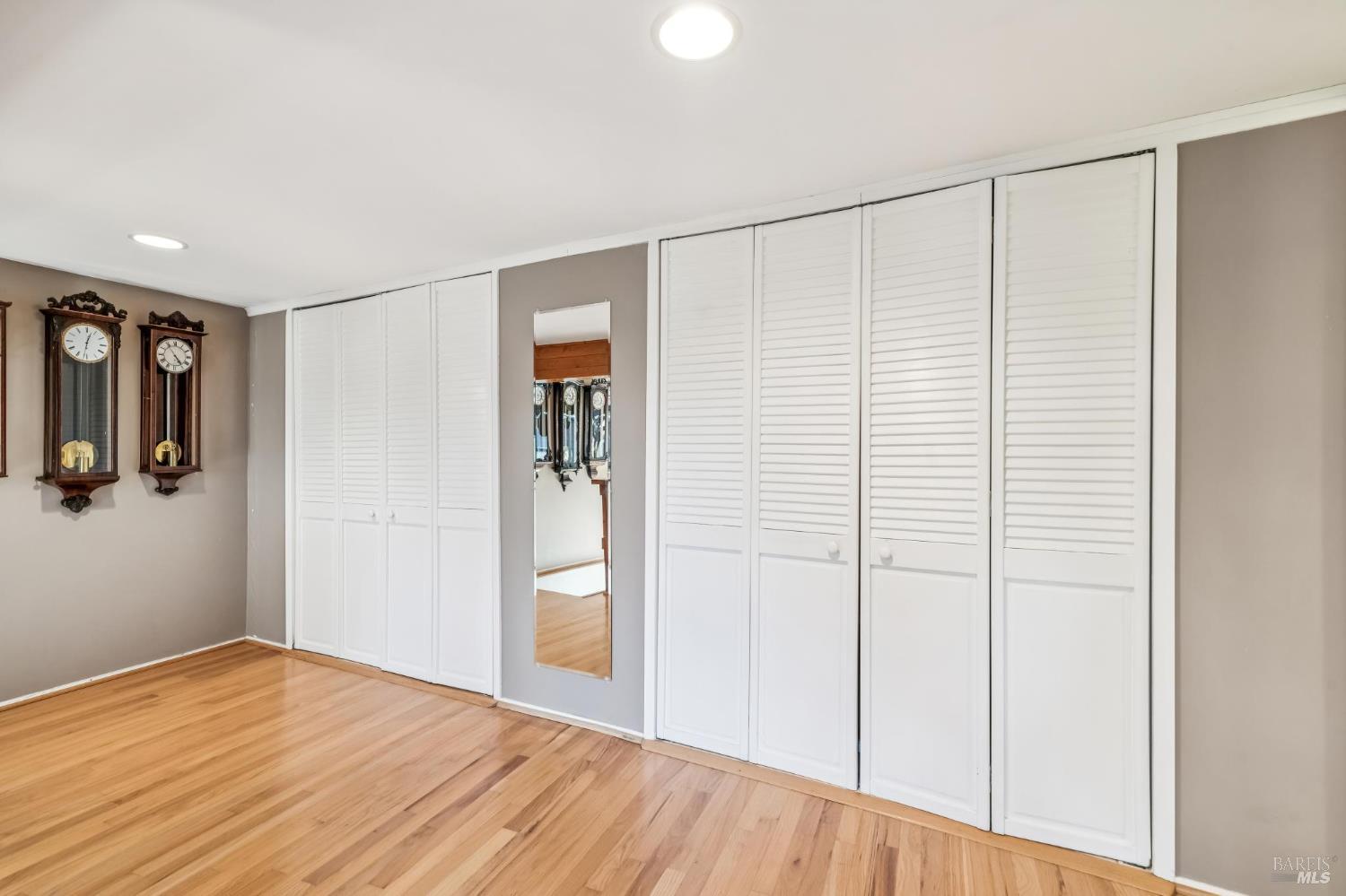 Detail Gallery Image 26 of 43 For 40 Mountain Ln, Mill Valley,  CA 94941 - 3 Beds | 2/1 Baths