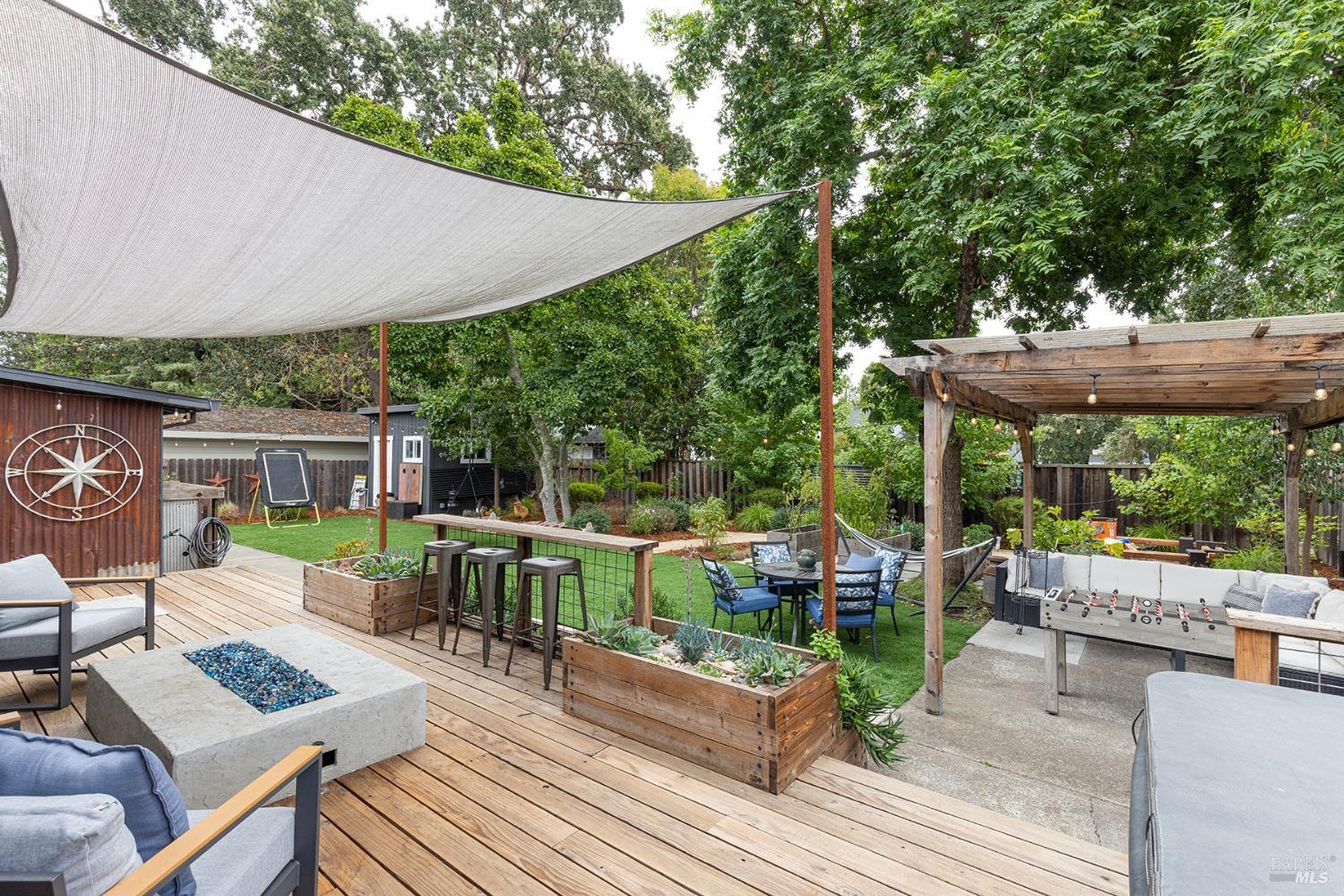 Detail Gallery Image 51 of 65 For 1961 Waverly St, Napa,  CA 94558 - 3 Beds | 3 Baths