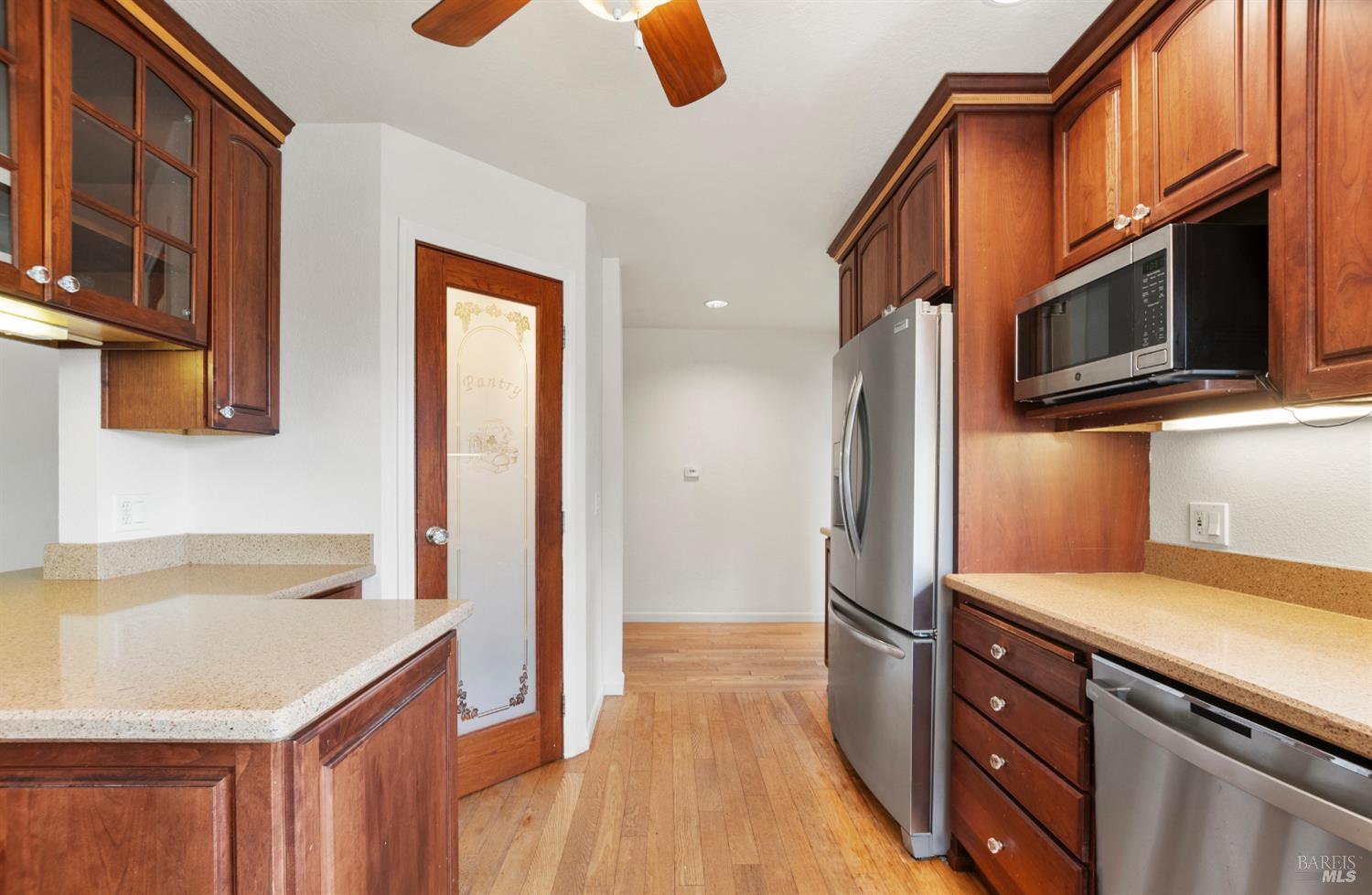 Detail Gallery Image 14 of 66 For 6 Blackwood Ct, Napa,  CA 94558 - 3 Beds | 2 Baths