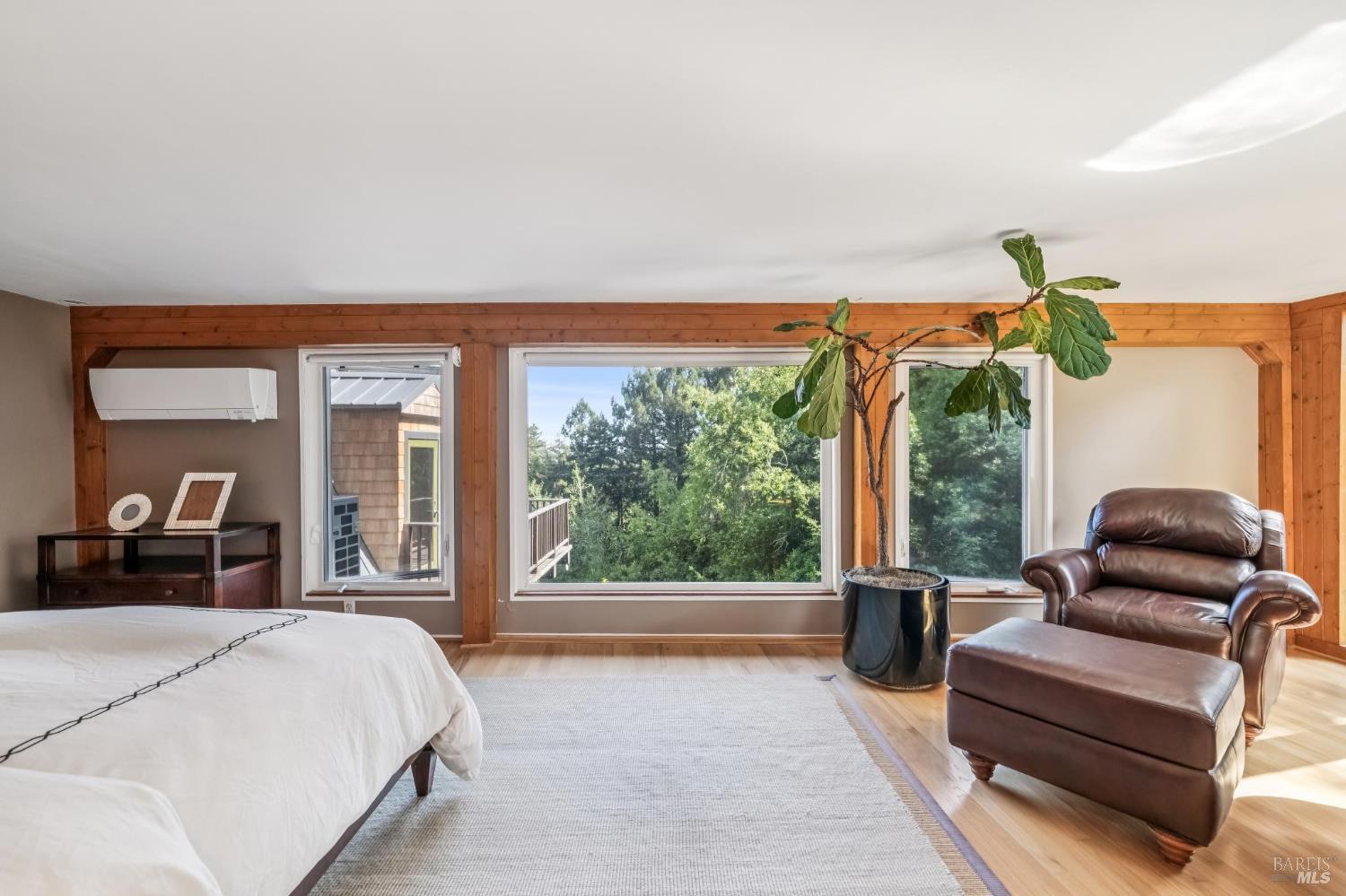 Detail Gallery Image 25 of 43 For 40 Mountain Ln, Mill Valley,  CA 94941 - 3 Beds | 2/1 Baths