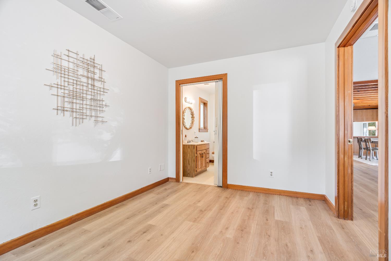 Detail Gallery Image 13 of 25 For 820 Brown St, Healdsburg,  CA 95448 - 3 Beds | 2 Baths