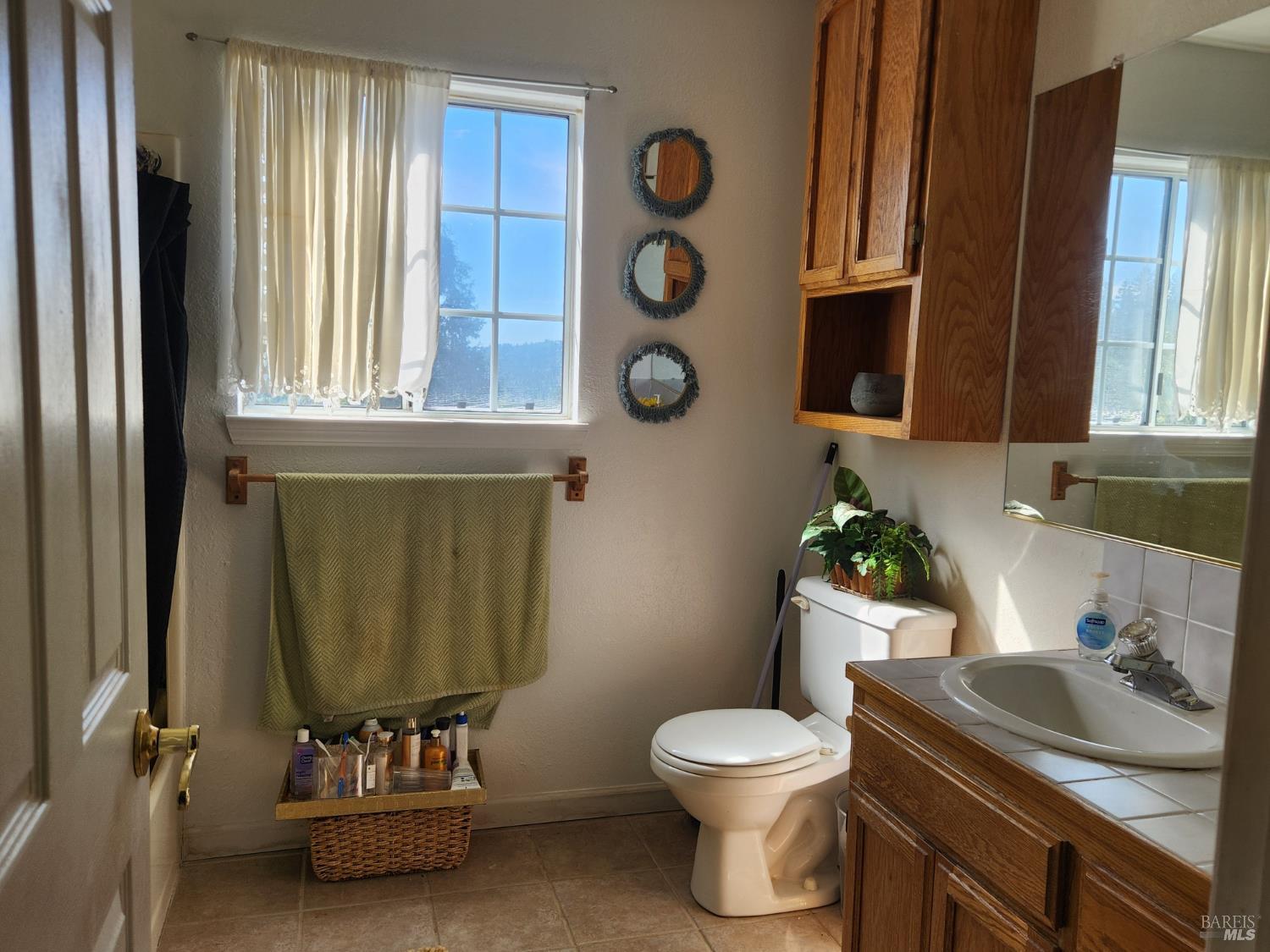 Detail Gallery Image 21 of 28 For 27009 Hawk Ct, Willits,  CA 95490 - 4 Beds | 2/1 Baths