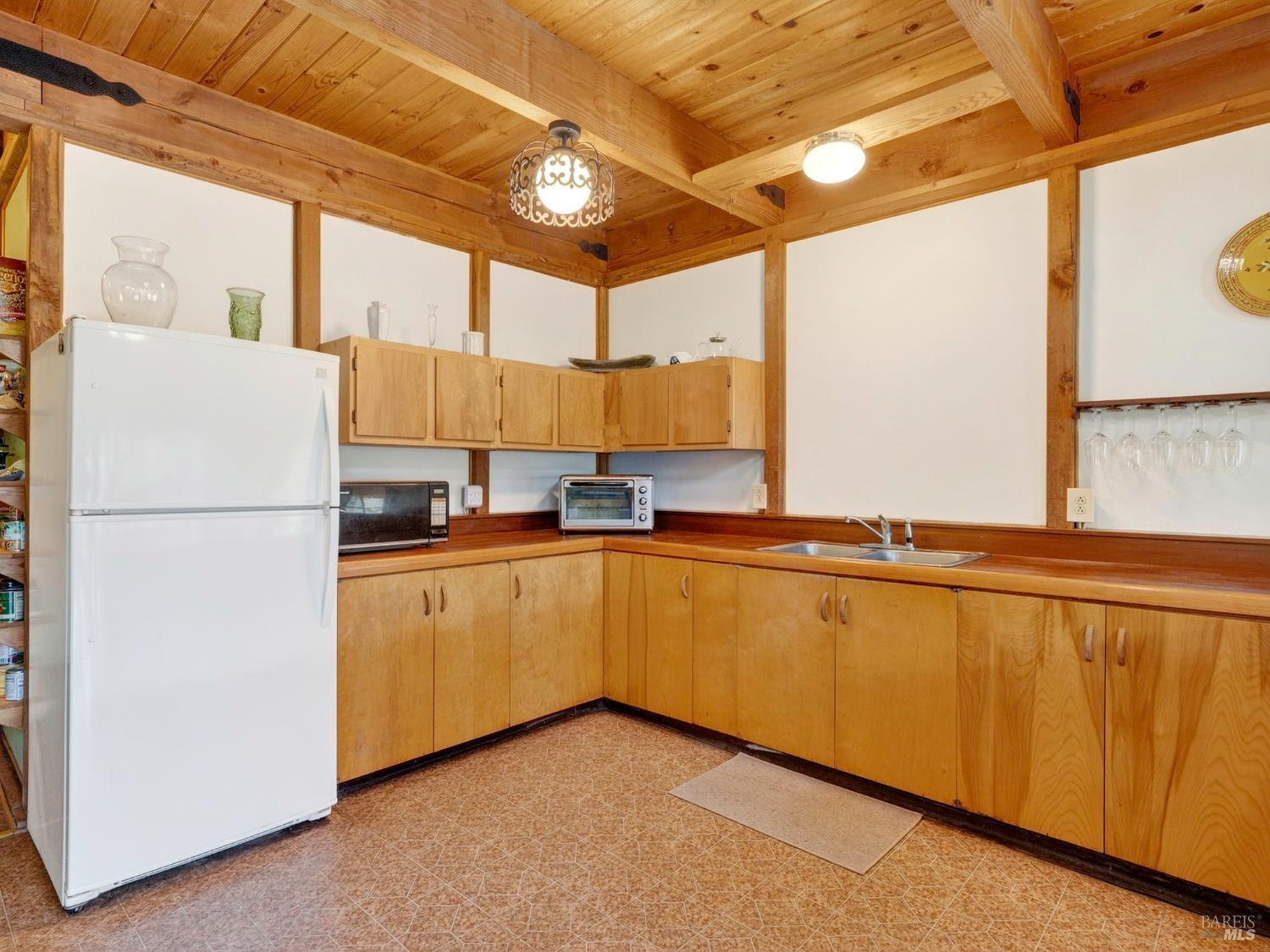 Detail Gallery Image 20 of 57 For 2333 Guntley Rd, Philo,  CA 95466 - 4 Beds | 2 Baths