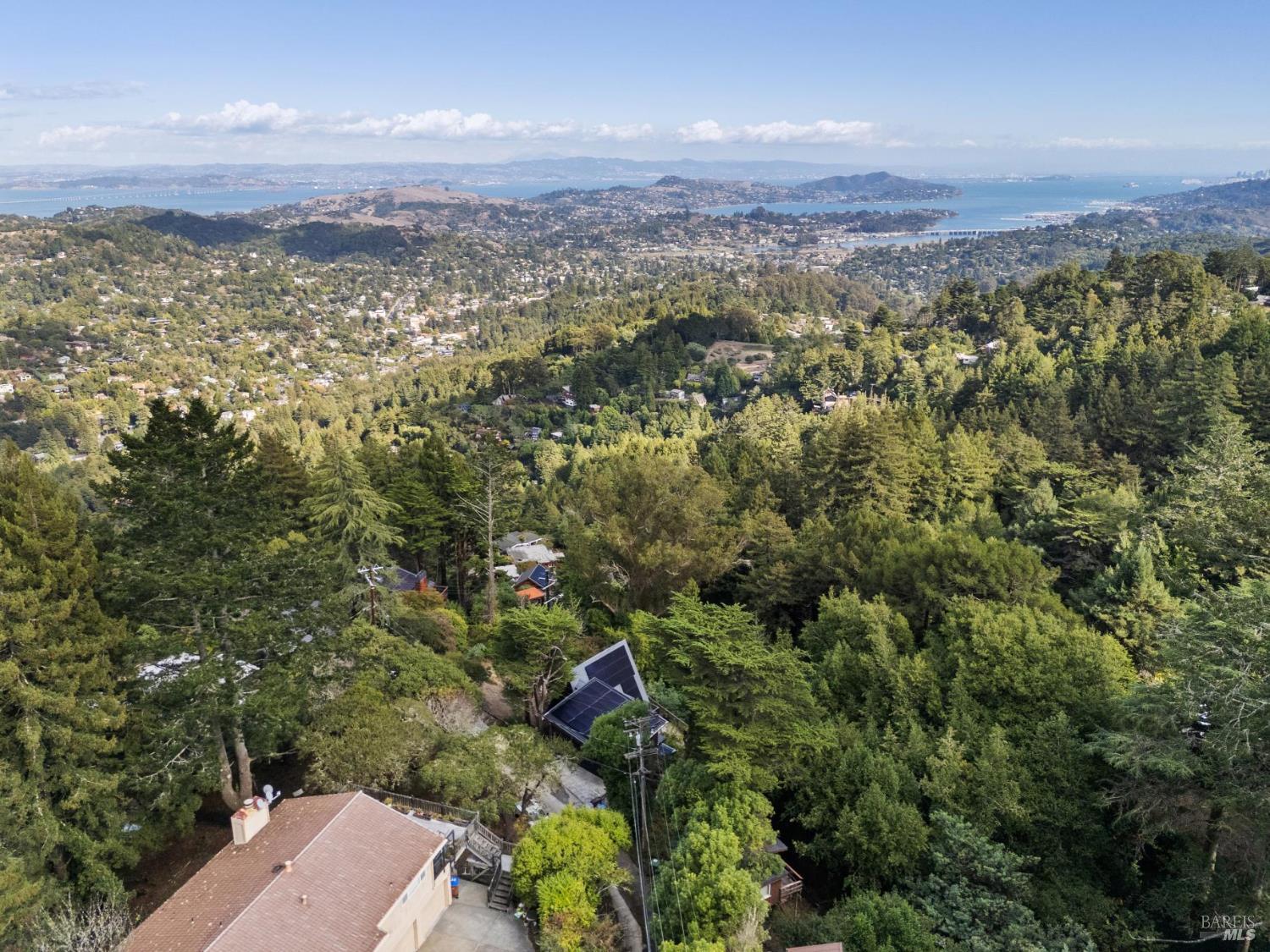 Detail Gallery Image 38 of 43 For 40 Mountain Ln, Mill Valley,  CA 94941 - 3 Beds | 2/1 Baths