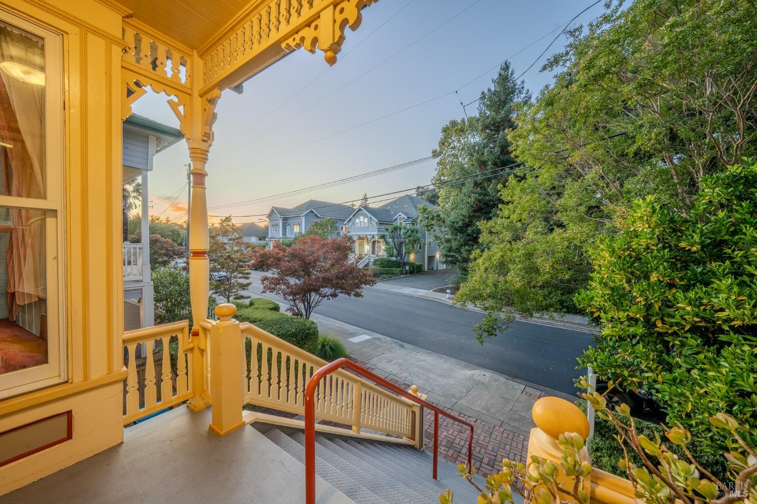 Detail Gallery Image 38 of 40 For 432 8th St, Santa Rosa,  CA 95401 - 4 Beds | 3 Baths