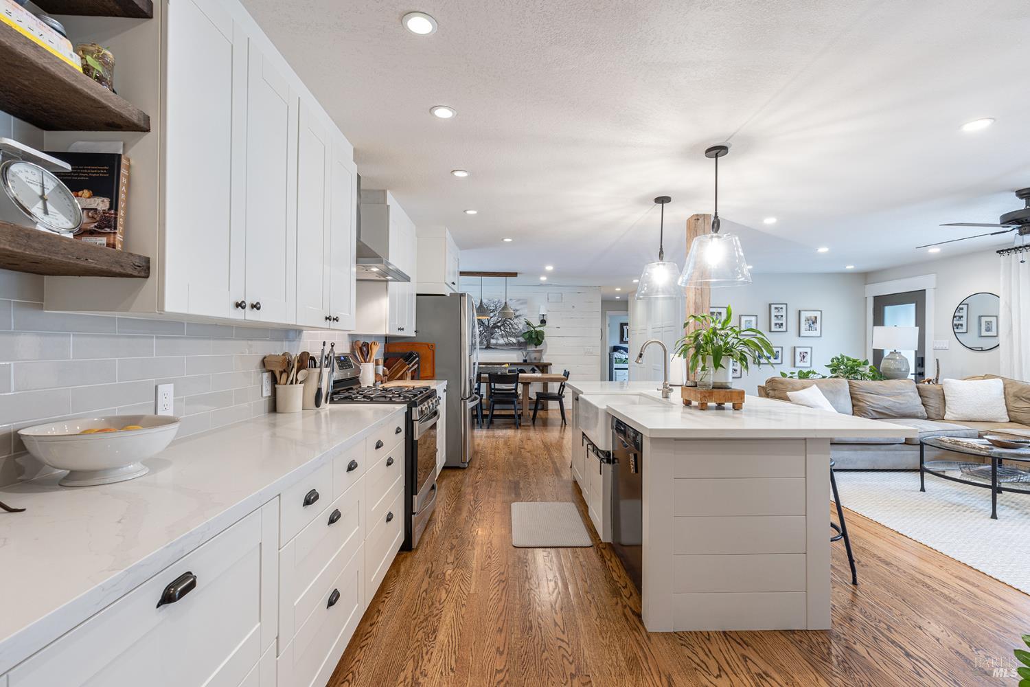 Detail Gallery Image 33 of 65 For 1961 Waverly St, Napa,  CA 94558 - 3 Beds | 3 Baths