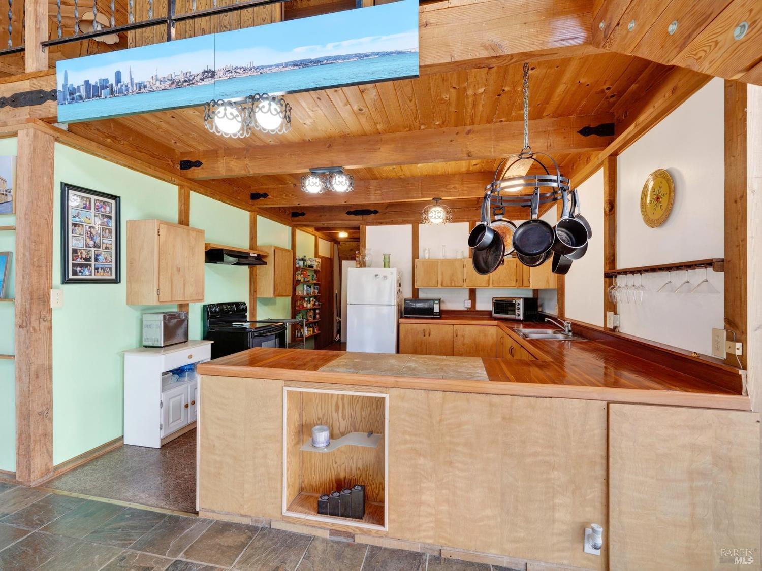 Detail Gallery Image 19 of 57 For 2333 Guntley Rd, Philo,  CA 95466 - 4 Beds | 2 Baths