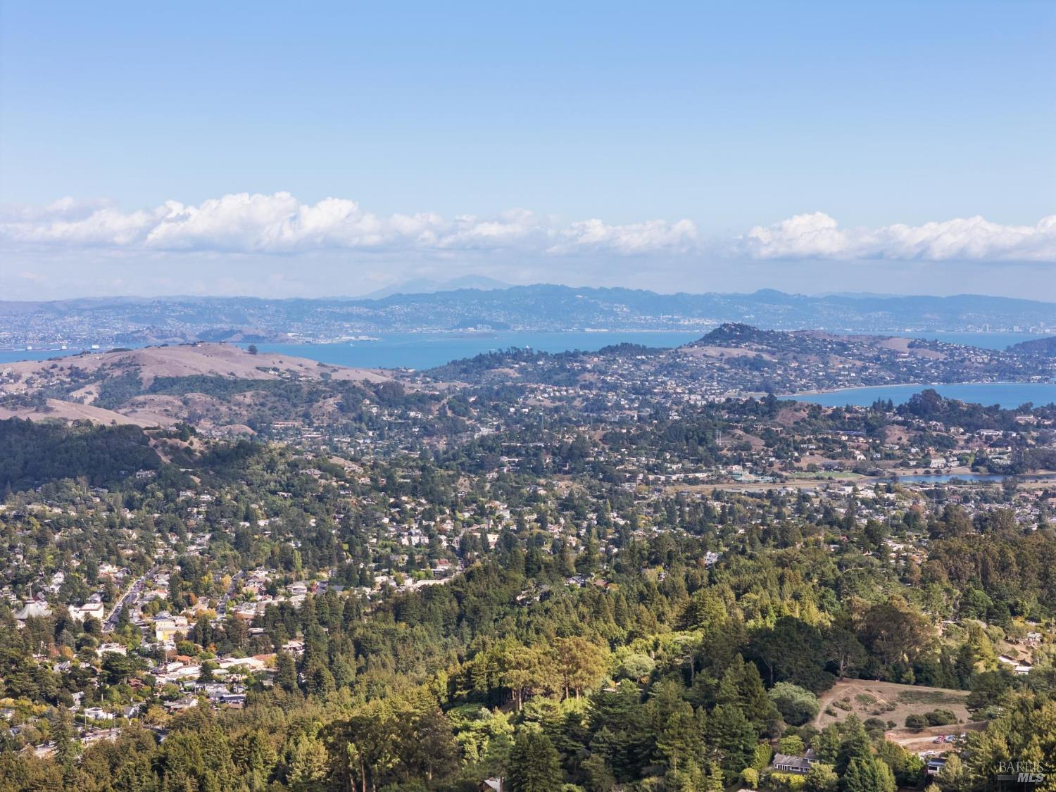 Detail Gallery Image 39 of 43 For 40 Mountain Ln, Mill Valley,  CA 94941 - 3 Beds | 2/1 Baths