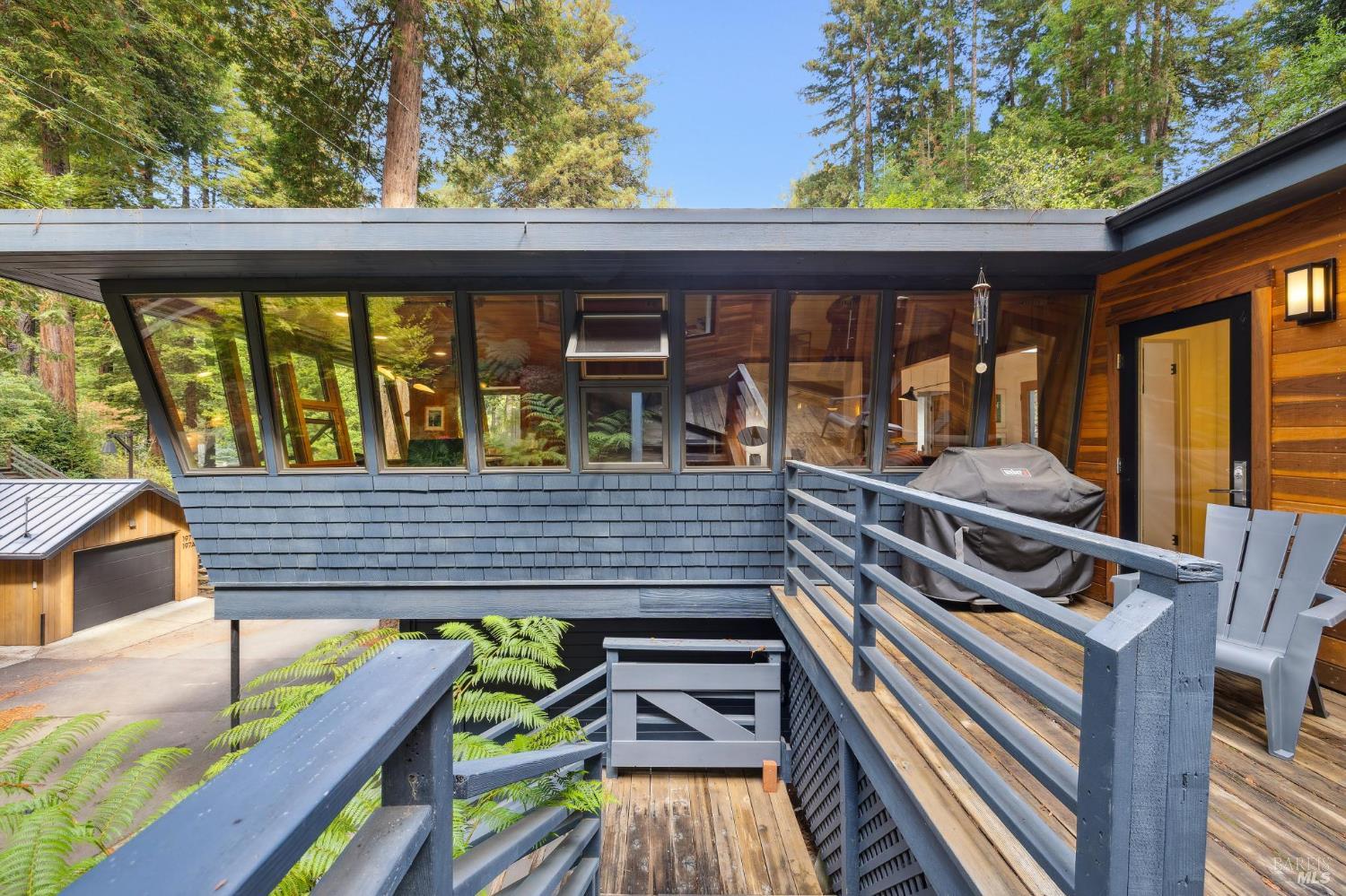 Detail Gallery Image 8 of 45 For 20 Winwood Pl, Mill Valley,  CA 94941 - 3 Beds | 2 Baths