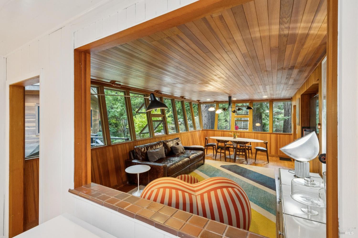 Detail Gallery Image 10 of 45 For 20 Winwood Pl, Mill Valley,  CA 94941 - 3 Beds | 2 Baths