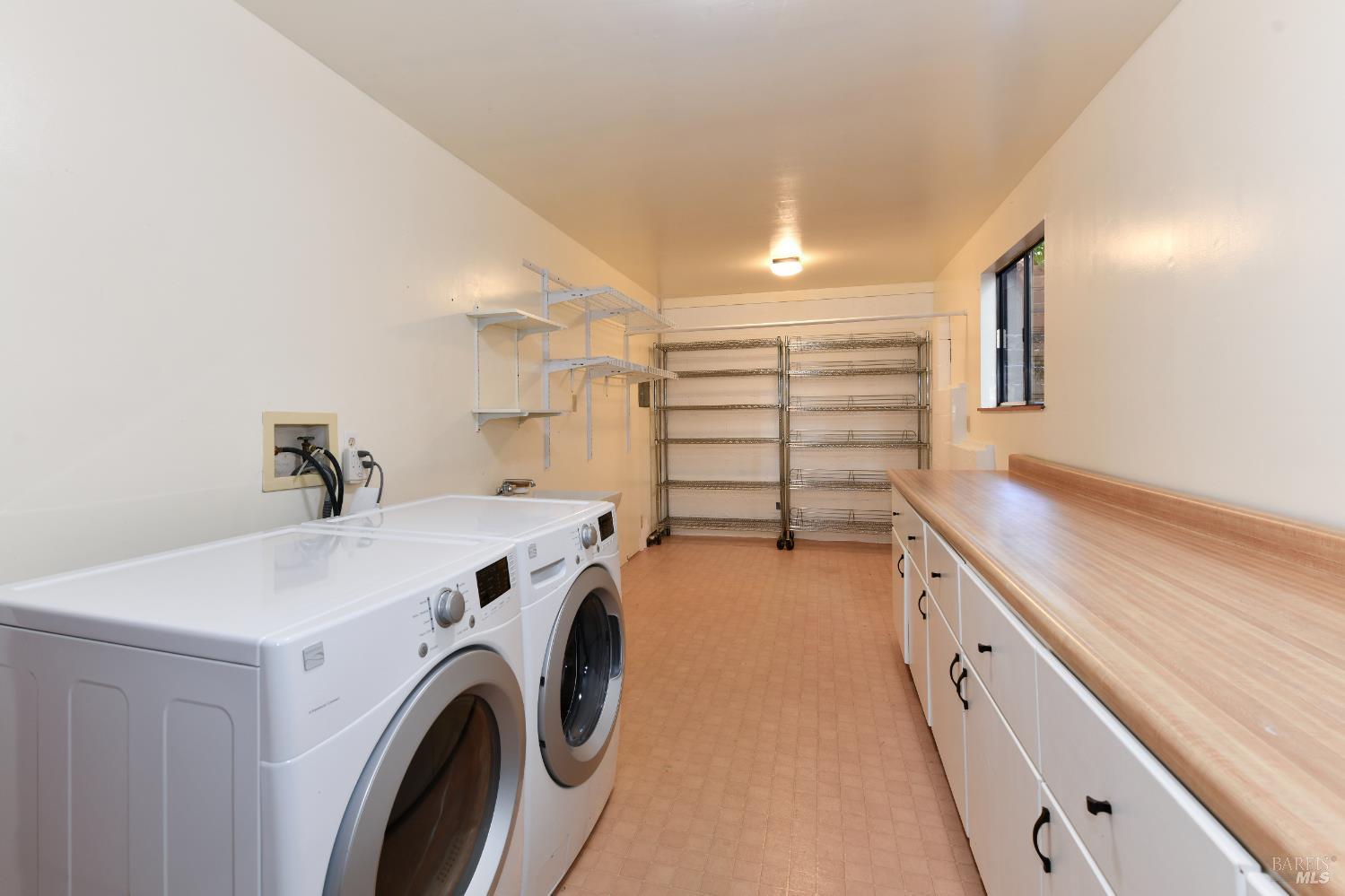 Detail Gallery Image 35 of 53 For 1625 Meek Ave, Napa,  CA 94559 - 3 Beds | 2/1 Baths