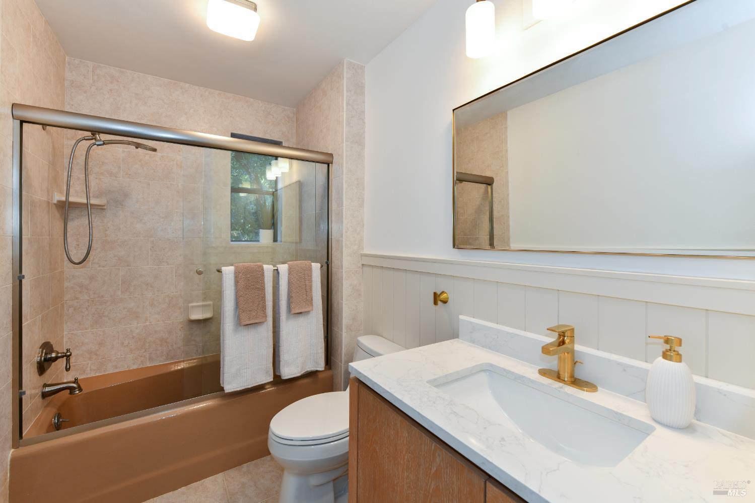 Detail Gallery Image 30 of 53 For 1625 Meek Ave, Napa,  CA 94559 - 3 Beds | 2/1 Baths