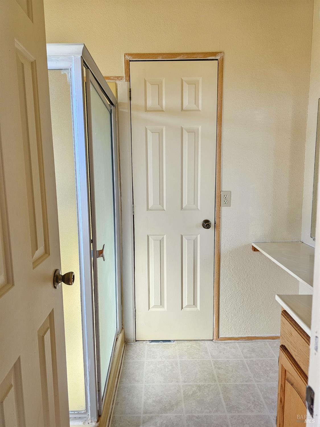 Detail Gallery Image 27 of 40 For 13924 Chestnut Ln, Clearlake Oaks,  CA 95423 - 2 Beds | 2 Baths