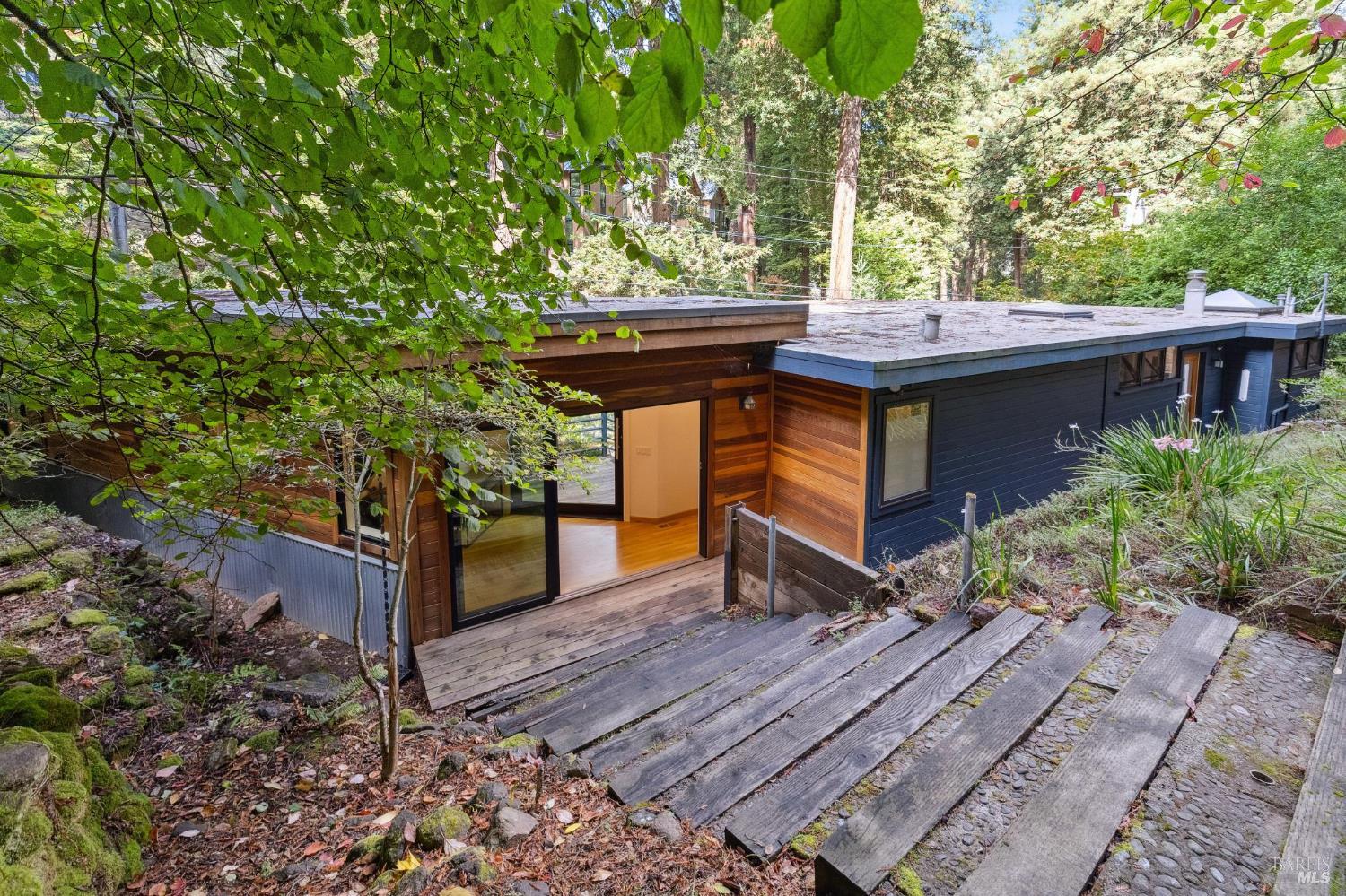 Detail Gallery Image 28 of 45 For 20 Winwood Pl, Mill Valley,  CA 94941 - 3 Beds | 2 Baths