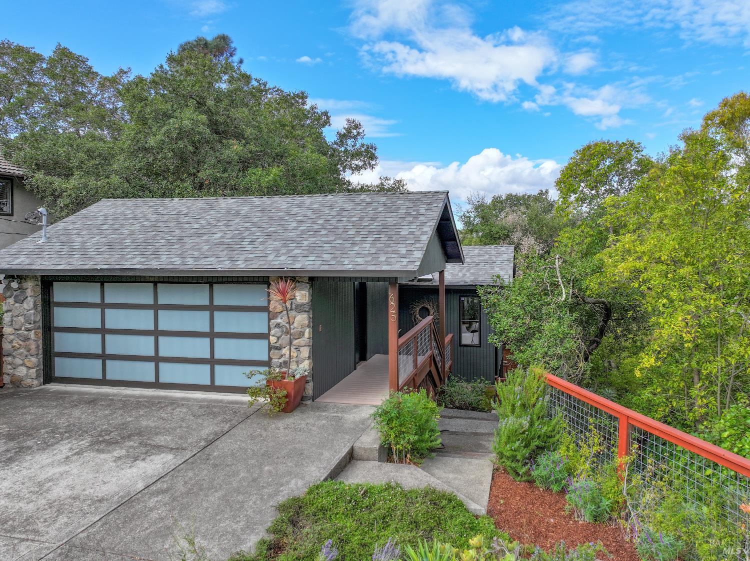 Detail Gallery Image 48 of 53 For 1625 Meek Ave, Napa,  CA 94559 - 3 Beds | 2/1 Baths