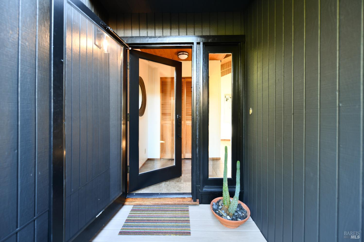 Detail Gallery Image 3 of 53 For 1625 Meek Ave, Napa,  CA 94559 - 3 Beds | 2/1 Baths