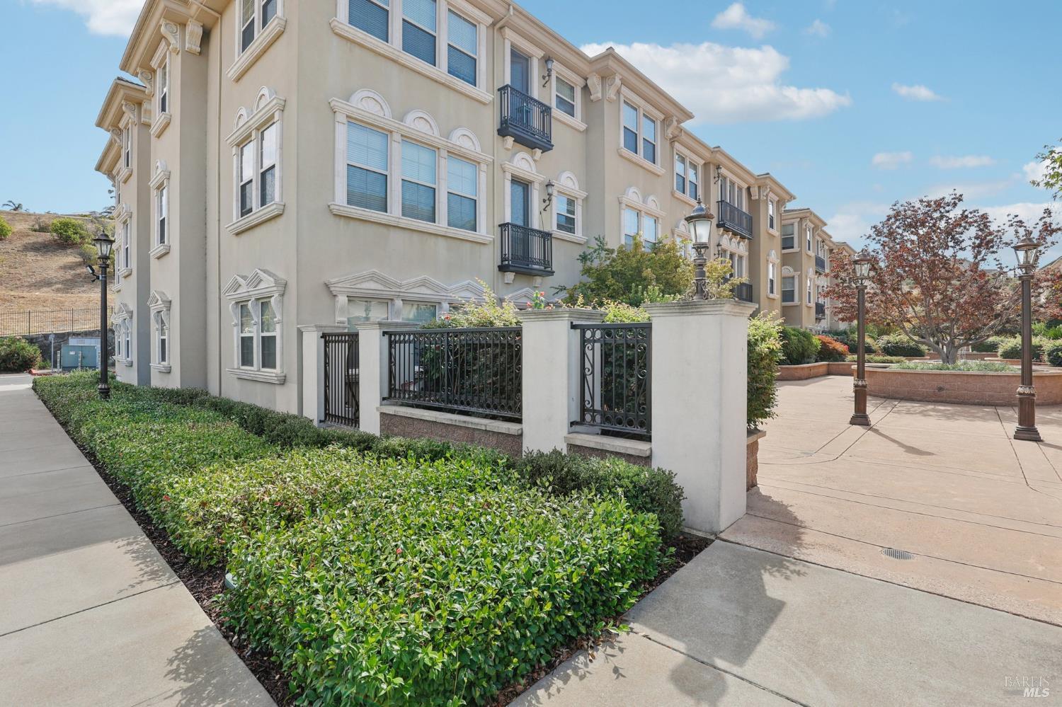 Detail Gallery Image 27 of 55 For 1211 Symphony Way, Vallejo,  CA 94591 - 2 Beds | 2 Baths