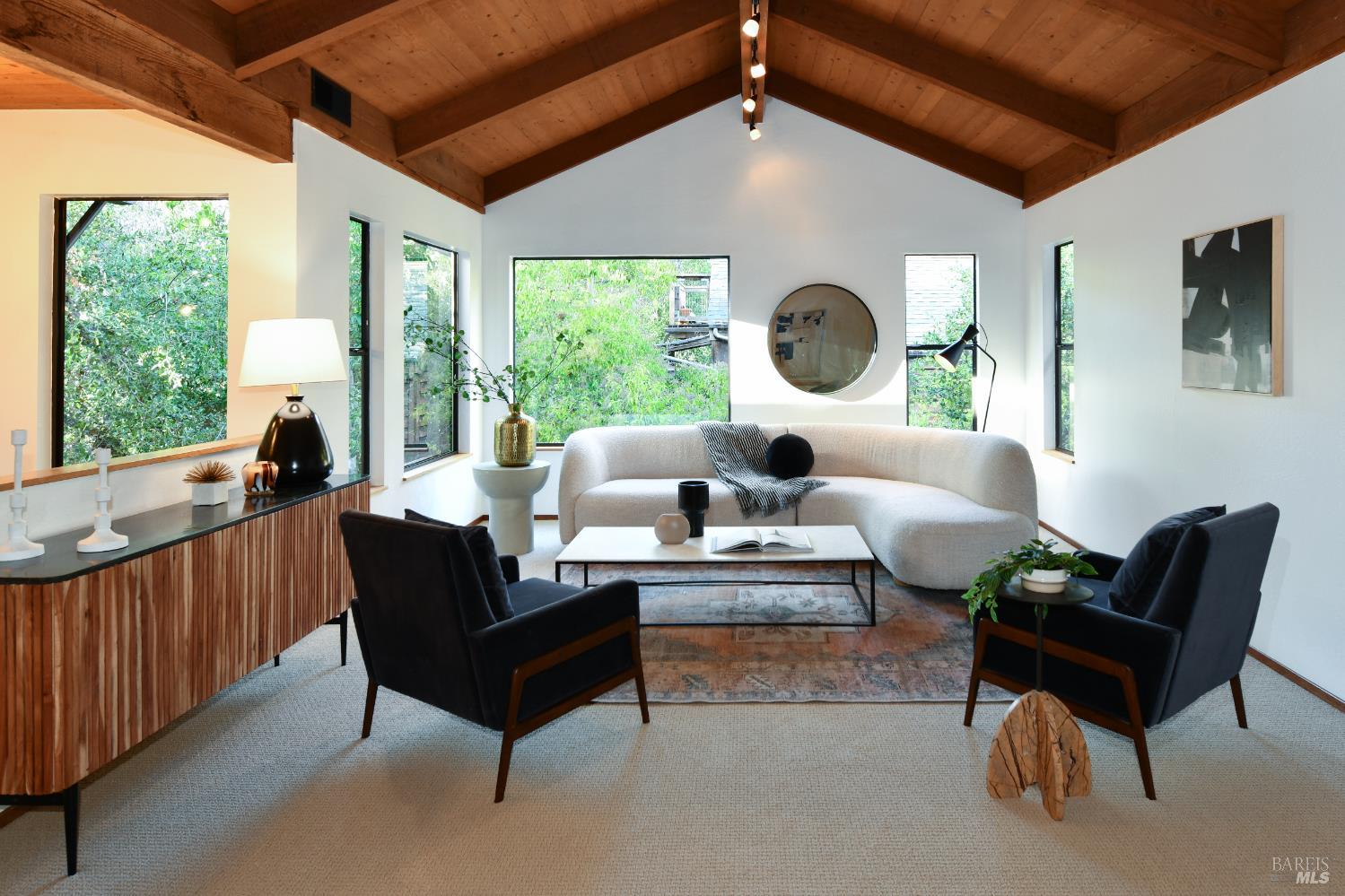 Detail Gallery Image 6 of 53 For 1625 Meek Ave, Napa,  CA 94559 - 3 Beds | 2/1 Baths